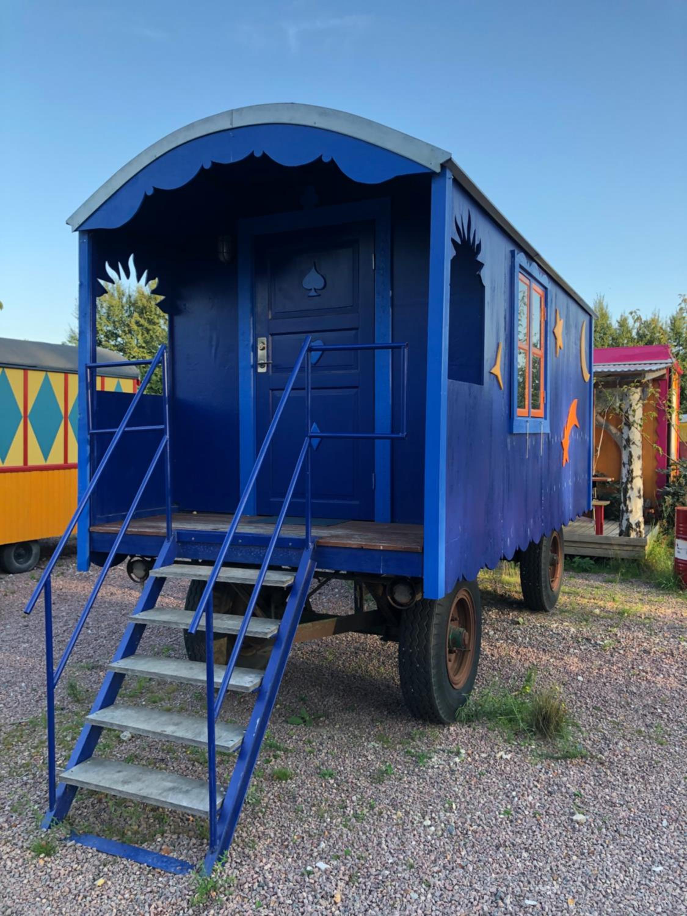 The Magician's Wagon photo 3