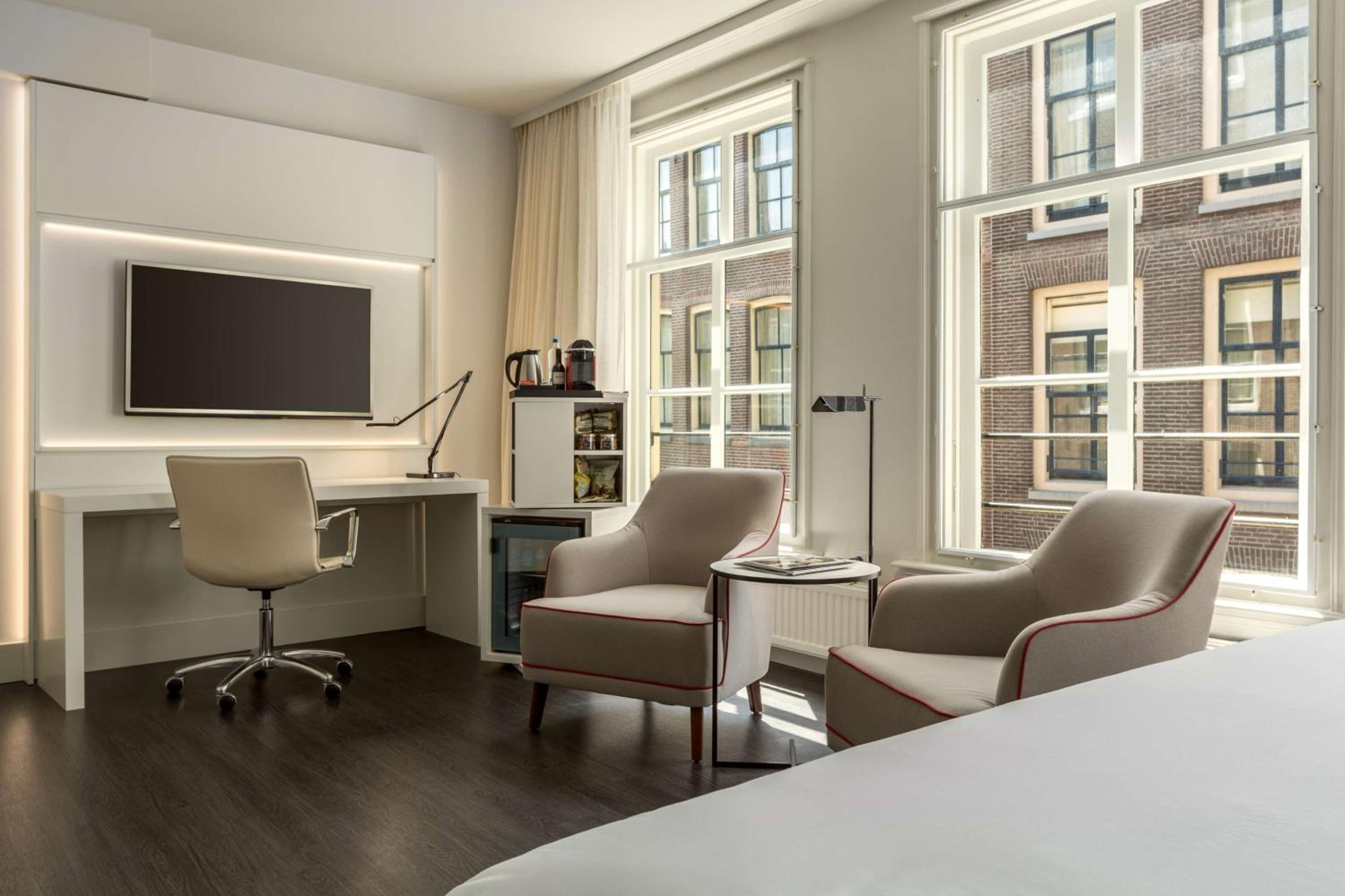 Superior Double Or Twin Room With View Free Parking Promo photo 2