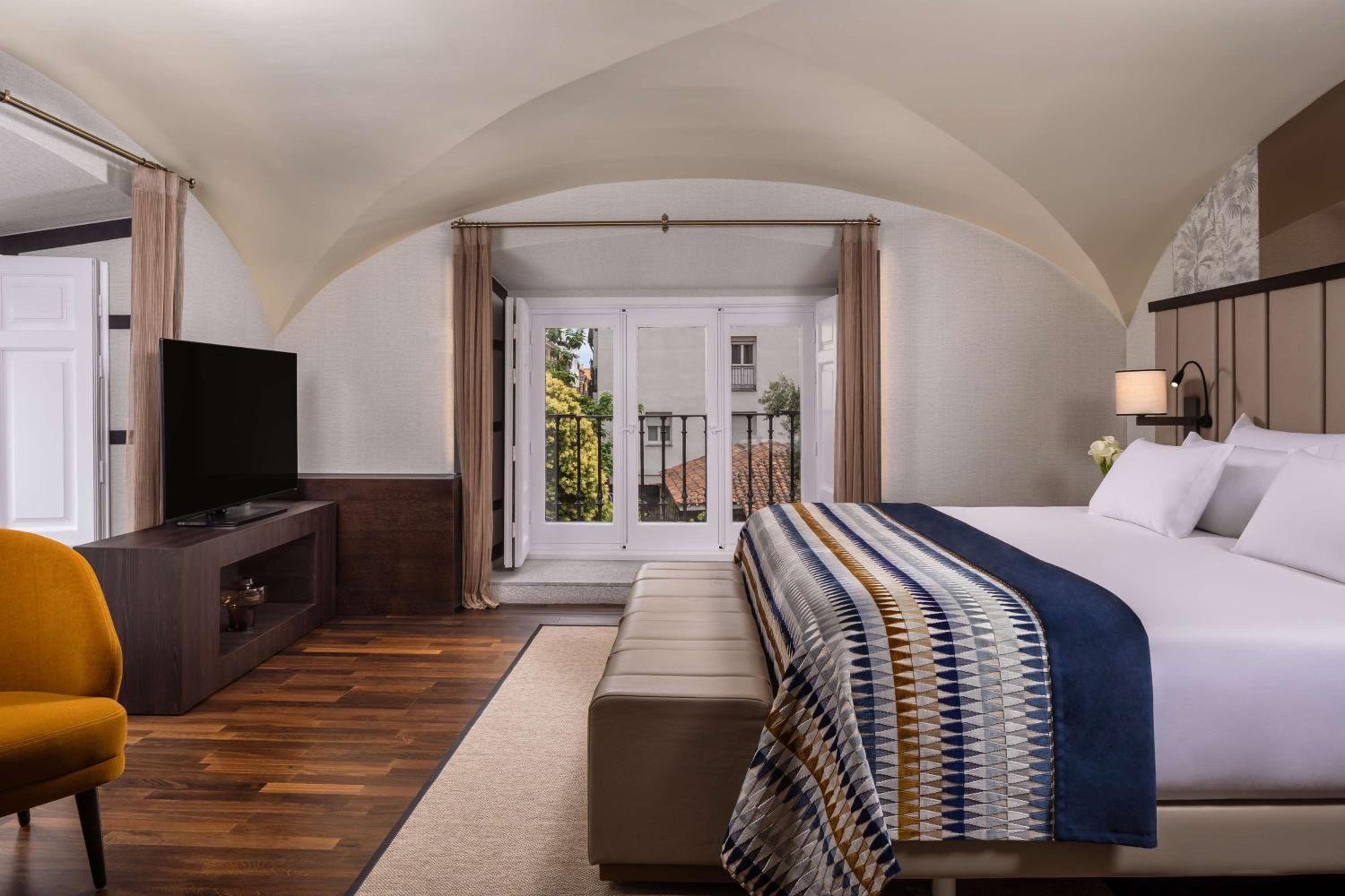 Junior Suite with View with Extra Bed