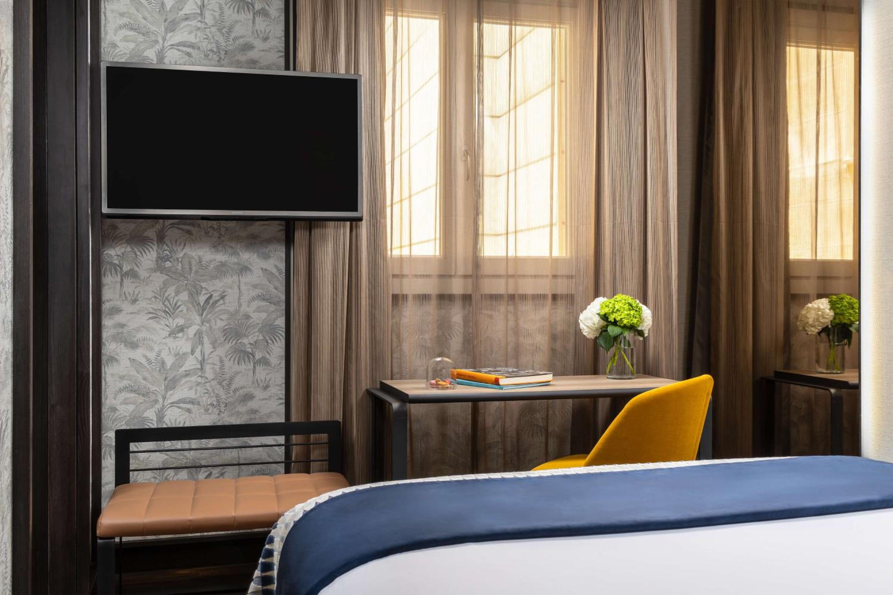 Deluxe Single Room