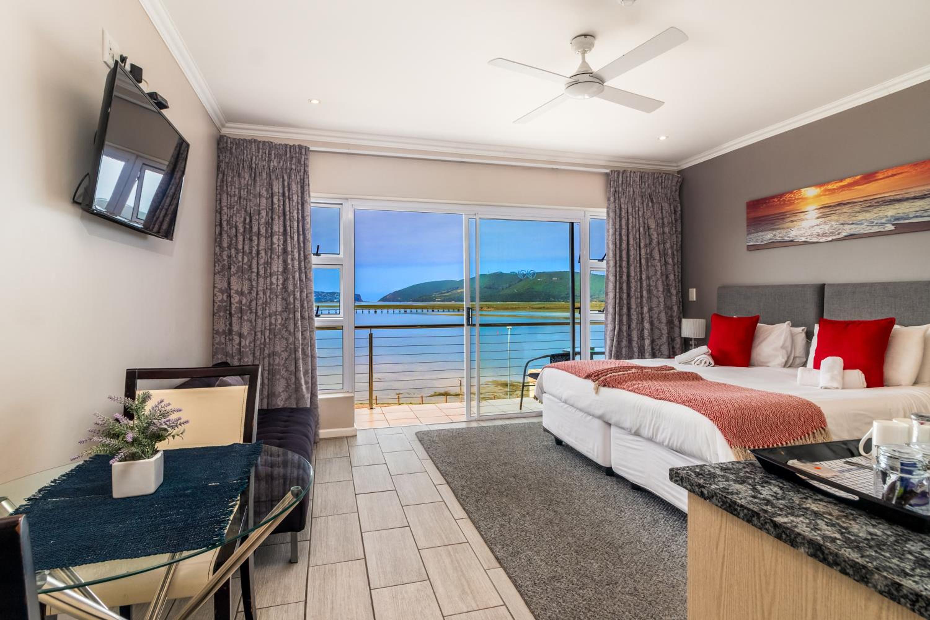 Superior Double or Twin Room photo 2