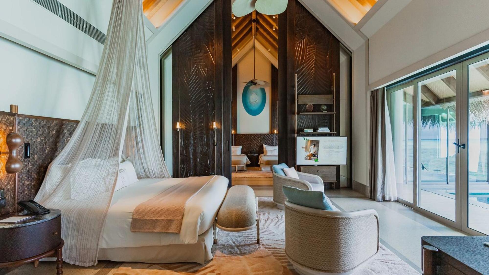 Two Bedroom Water Villa with Pool photo 2