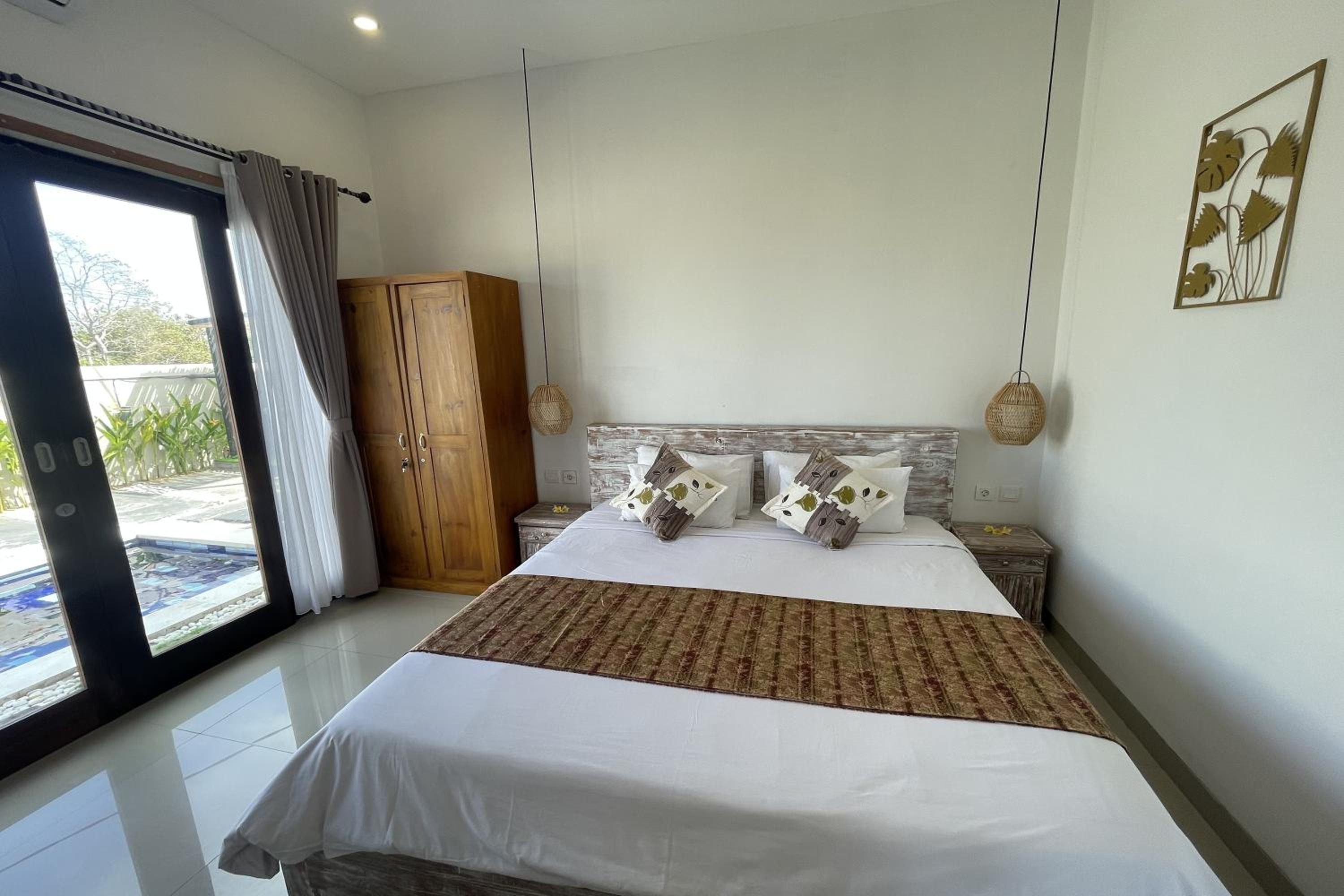 Two-Bedroom Villa - Photo 6