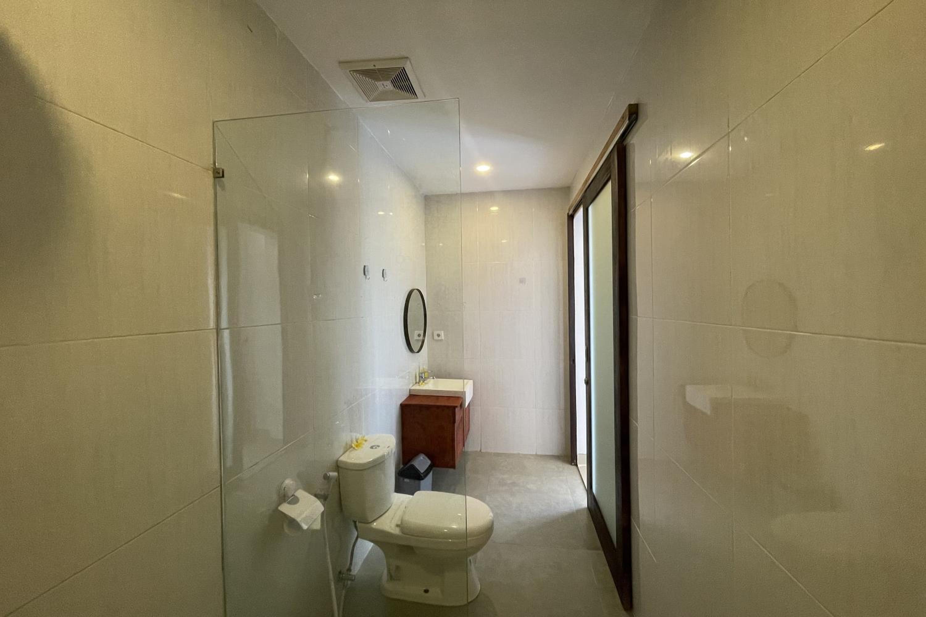 Two-Bedroom Villa - Photo 3