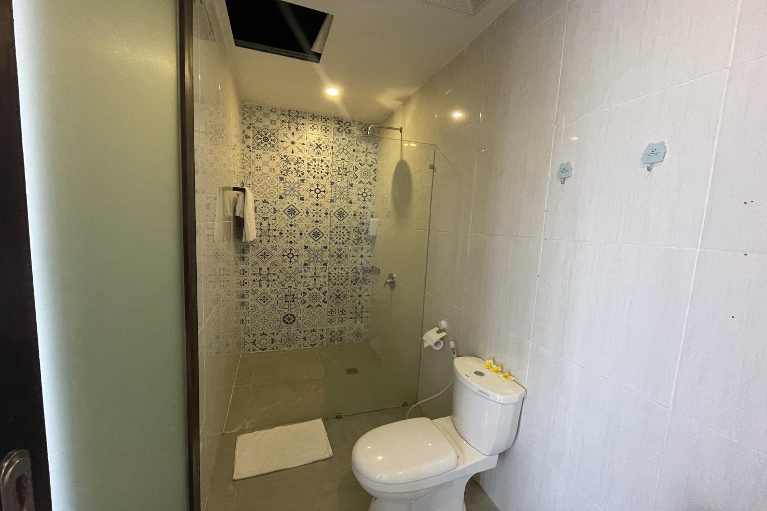 Two-Bedroom Villa - Photo 18