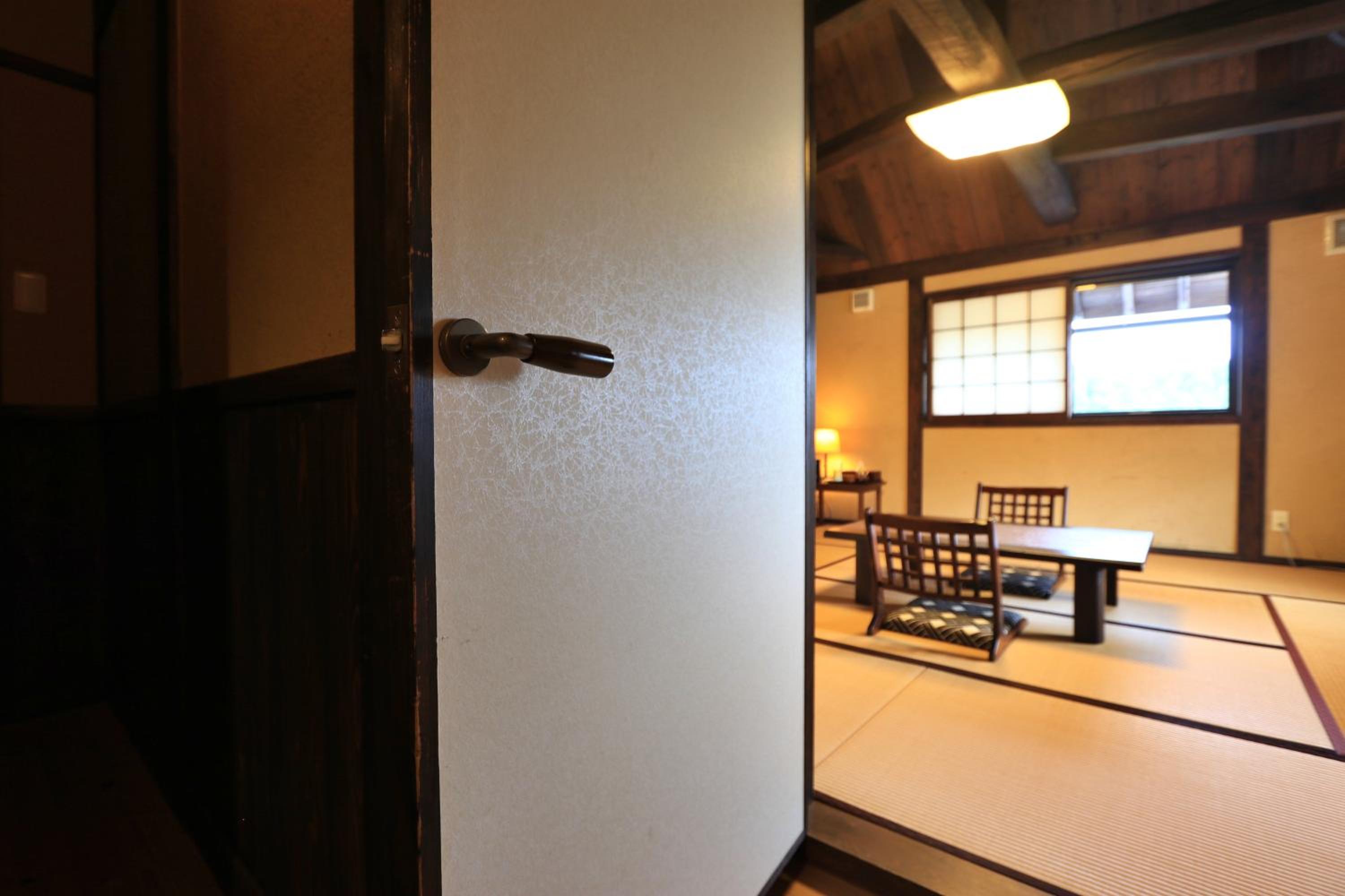 Japanese-Style Standard Room with Toilet - Photo 6