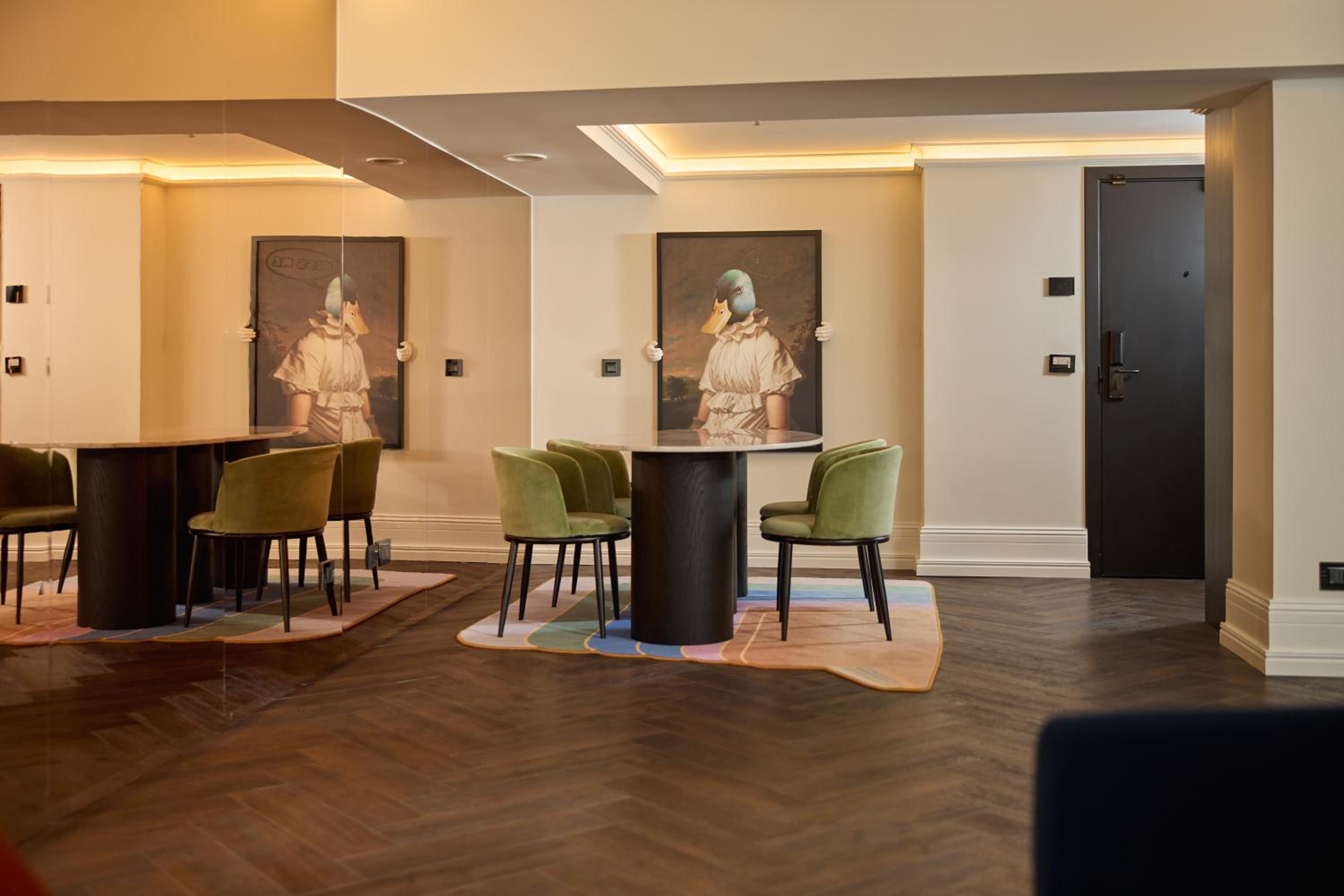 FAB Suite, 1 Bedroom Suite, 1 King, Sofa bed