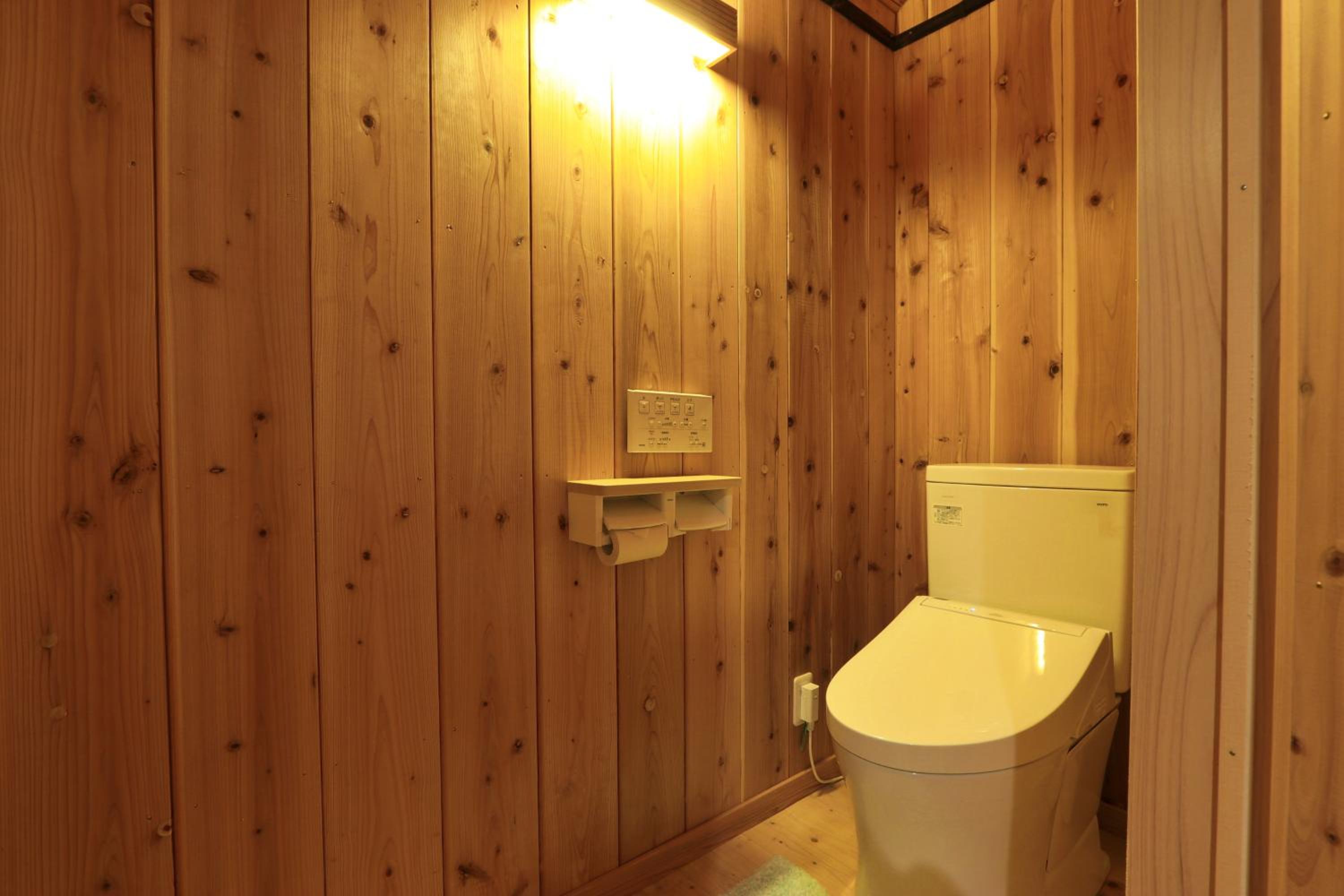 Quadruple Room with Shower - Photo 4