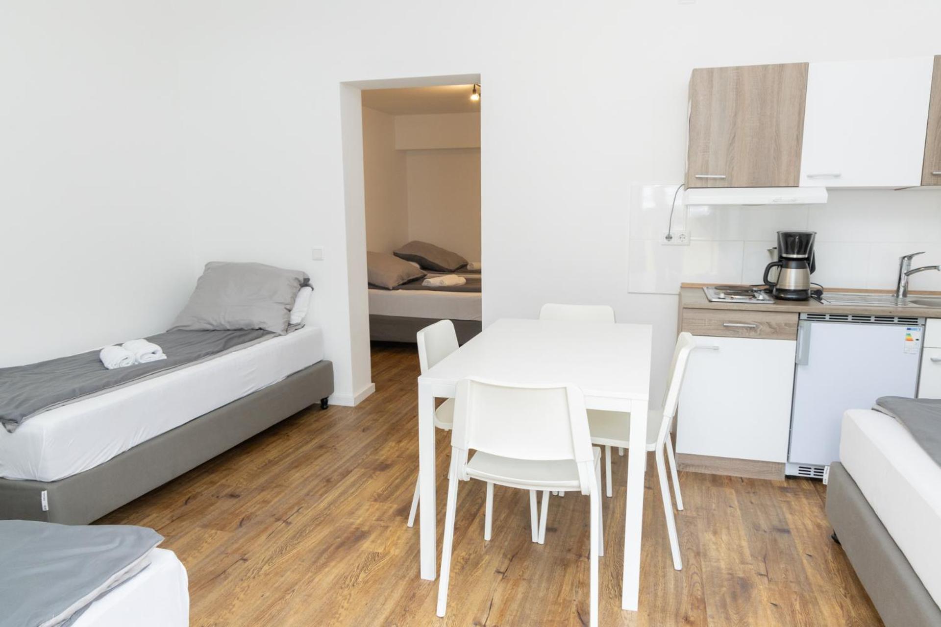 Apartment photo 1