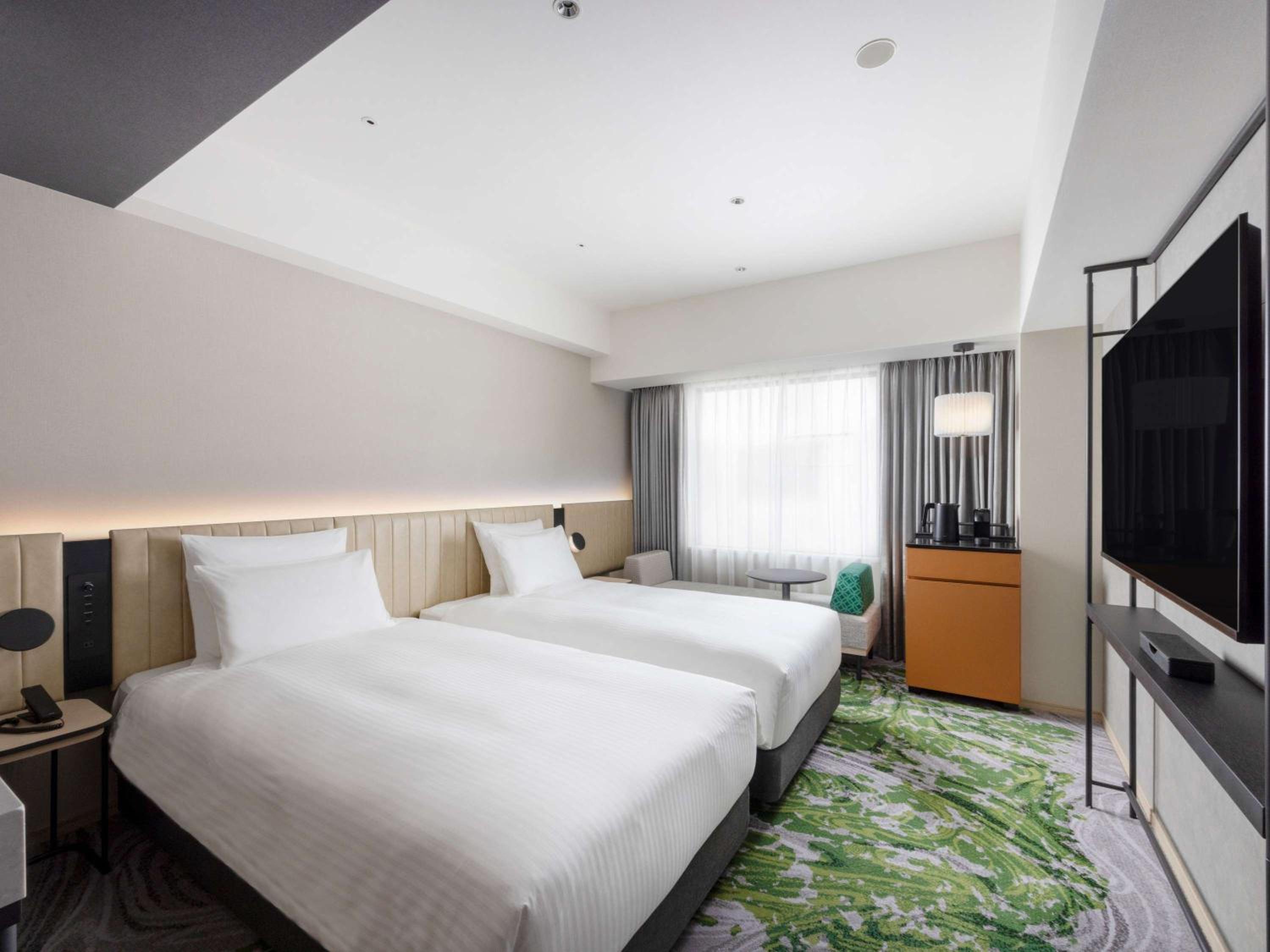 Standard Twin Room with Shower Booth - Photo 6