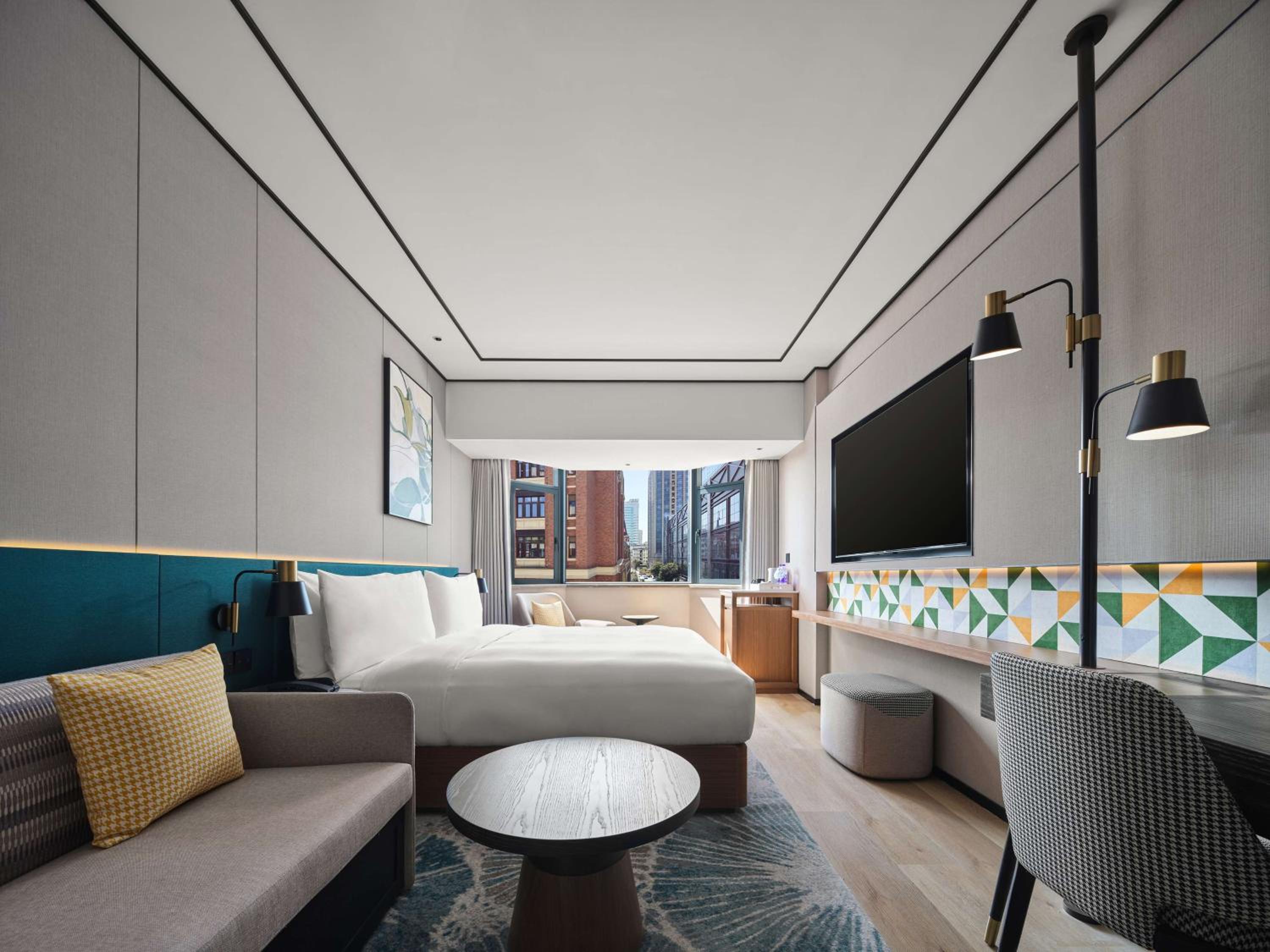 Superior King Room