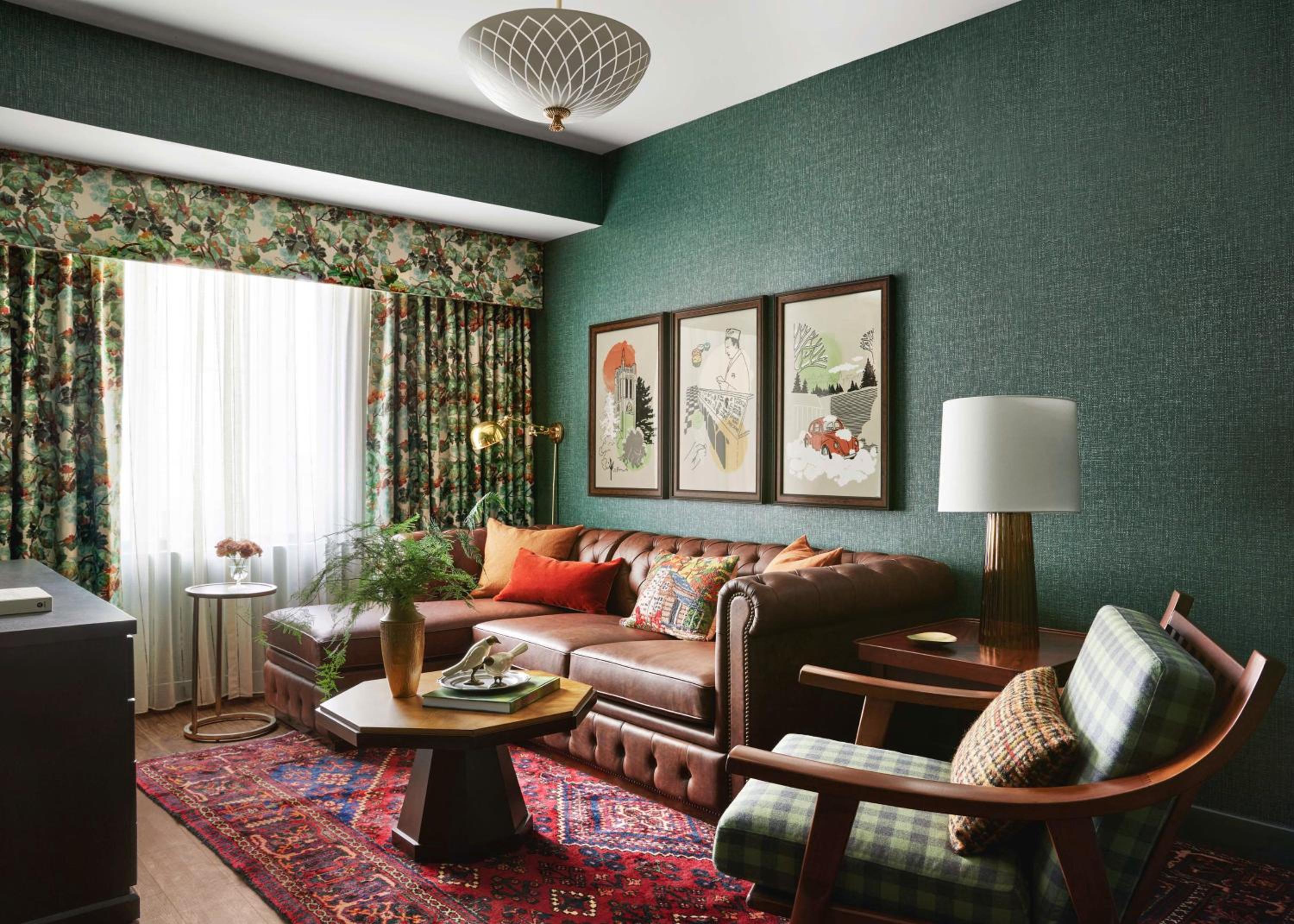 Graduate King Suite photo 3