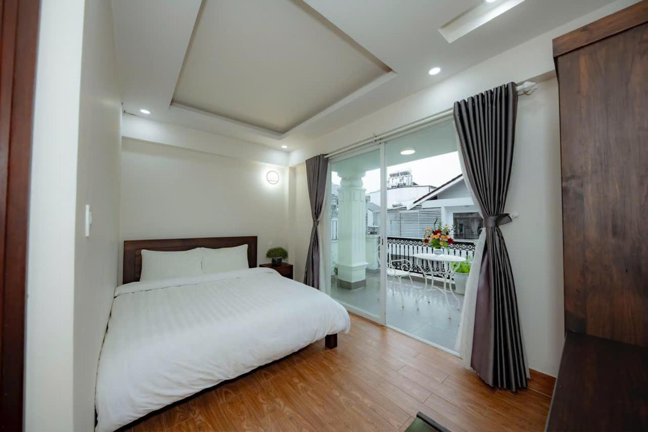 King Room With Balcony