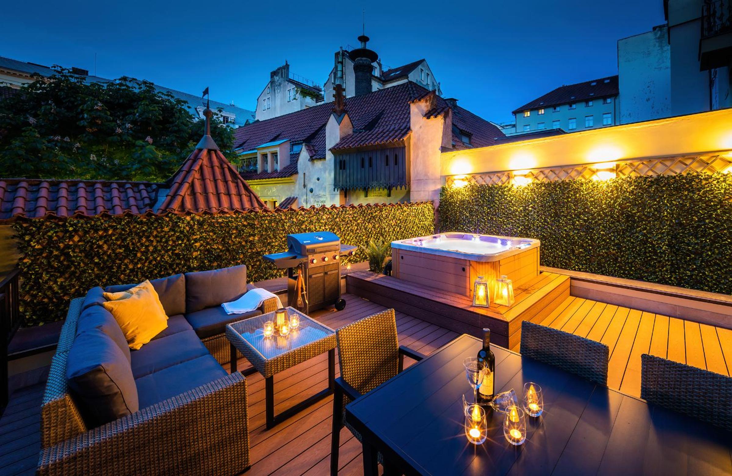 Apartment with Terrace thumbnail 6