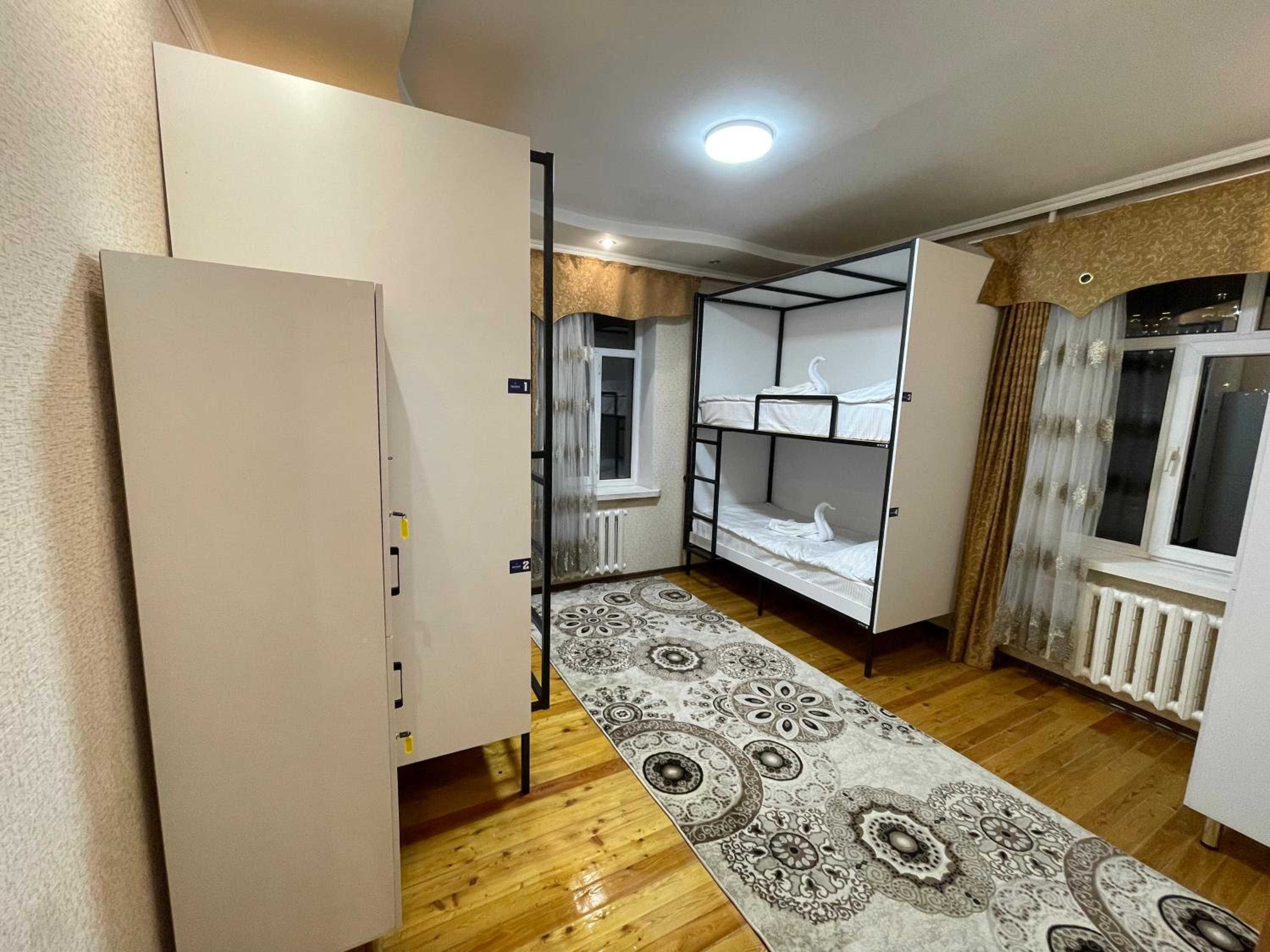 4-Bed Female Dormitory Room photo 2