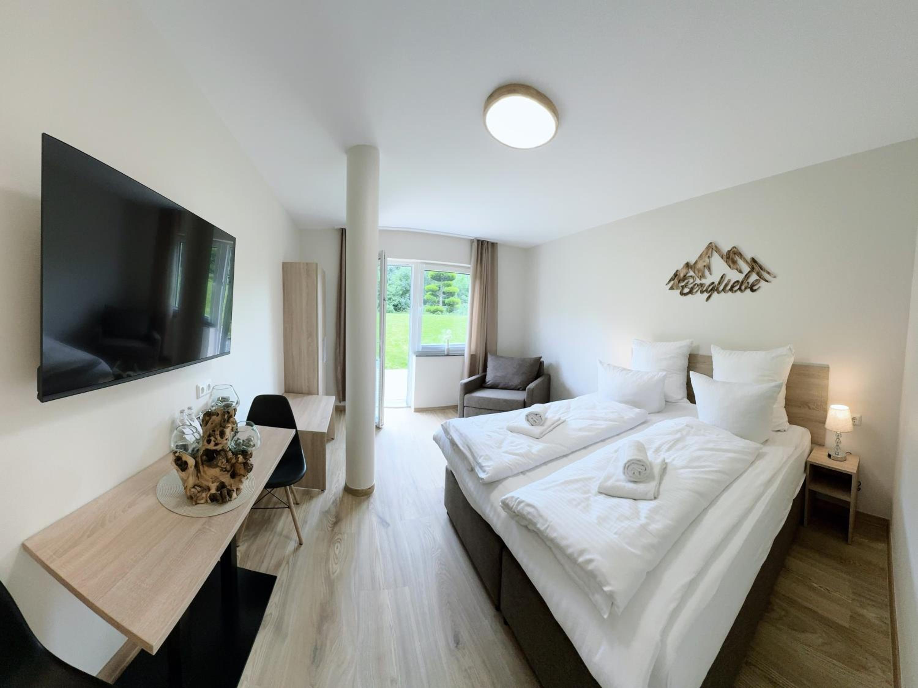 Double Room with Terrace - Photo 7