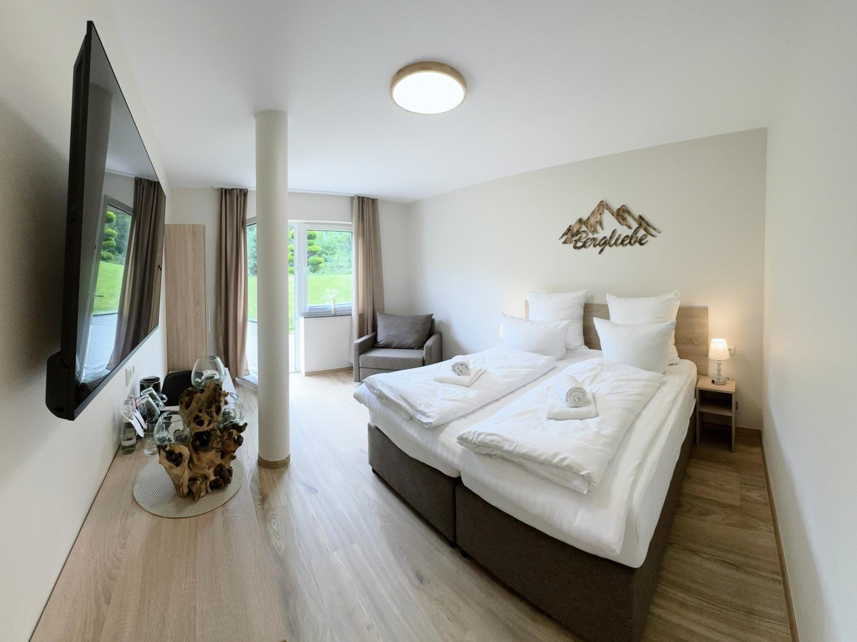 Double Room with Terrace - Photo 1