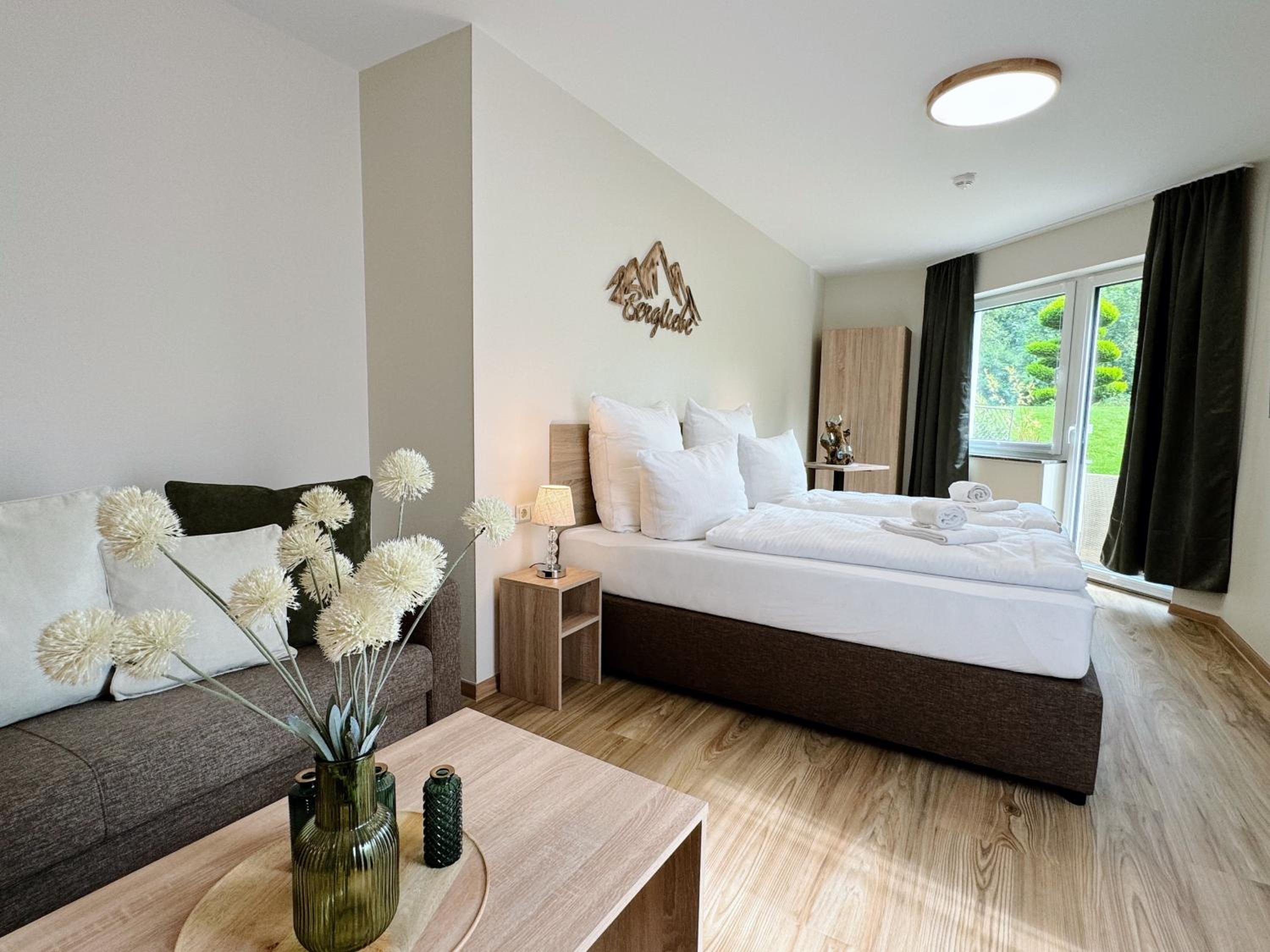 Double Room with Terrace - Photo 16