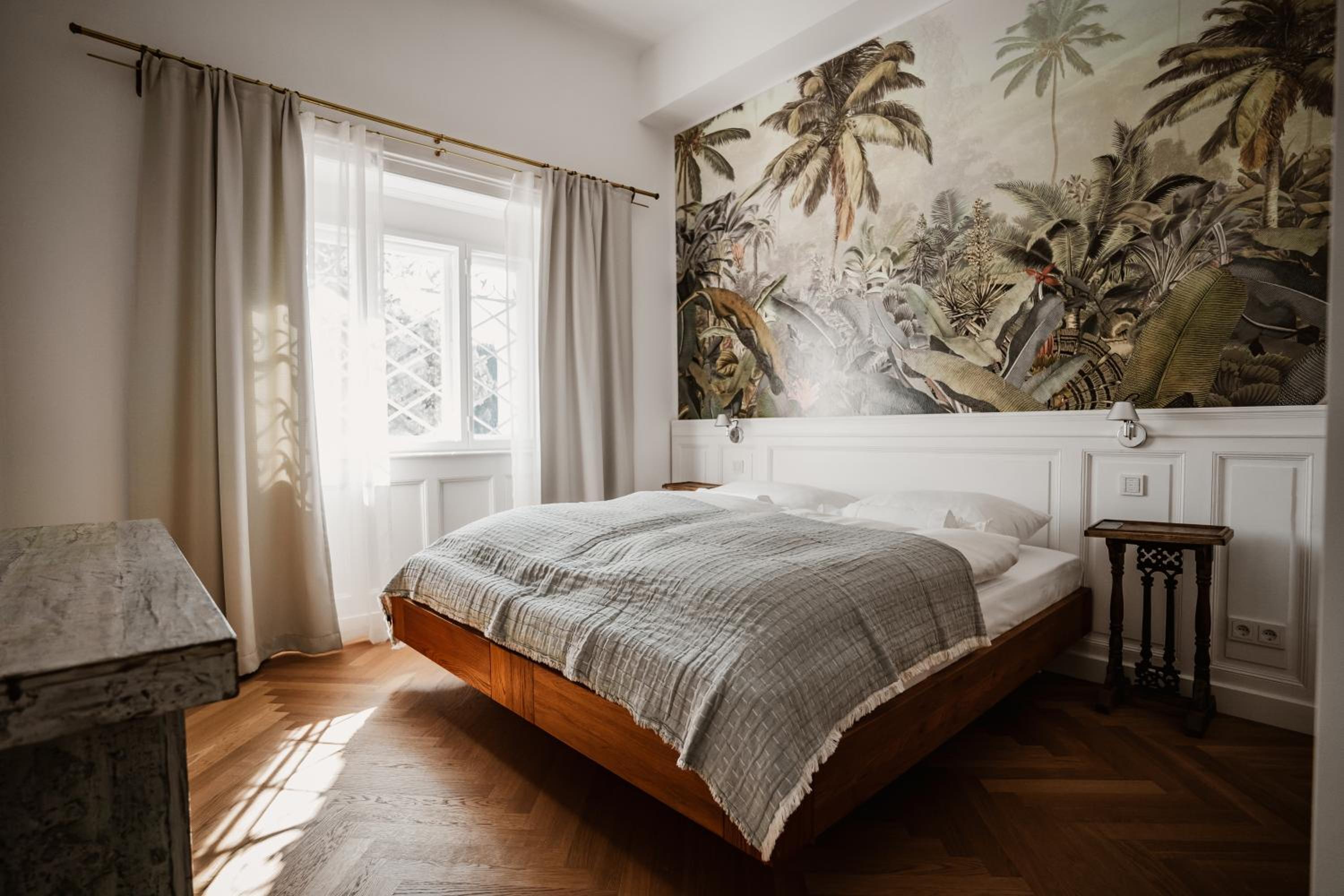 Suite with Garden View photo 3