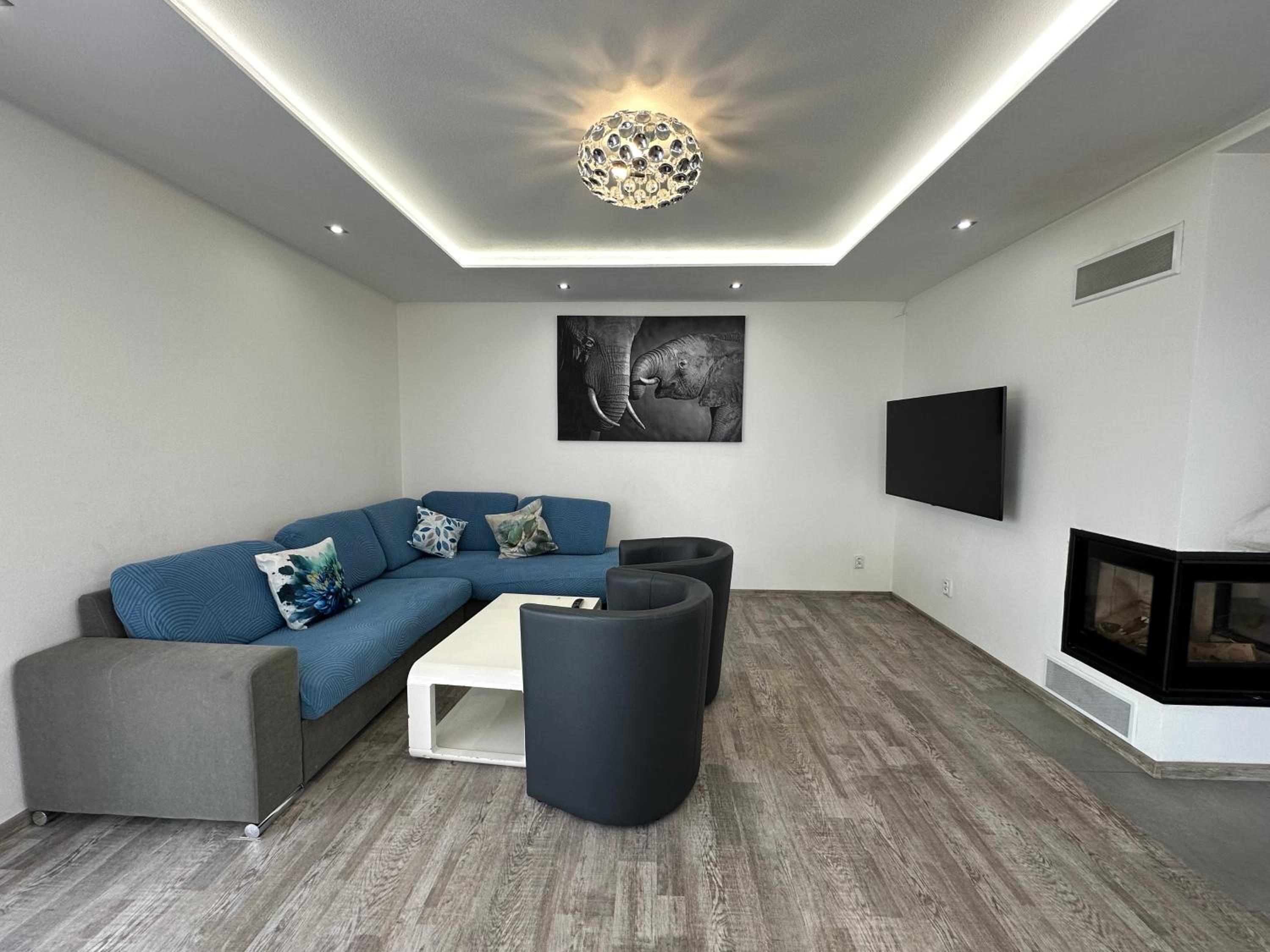 Four-Bedroom House photo 1