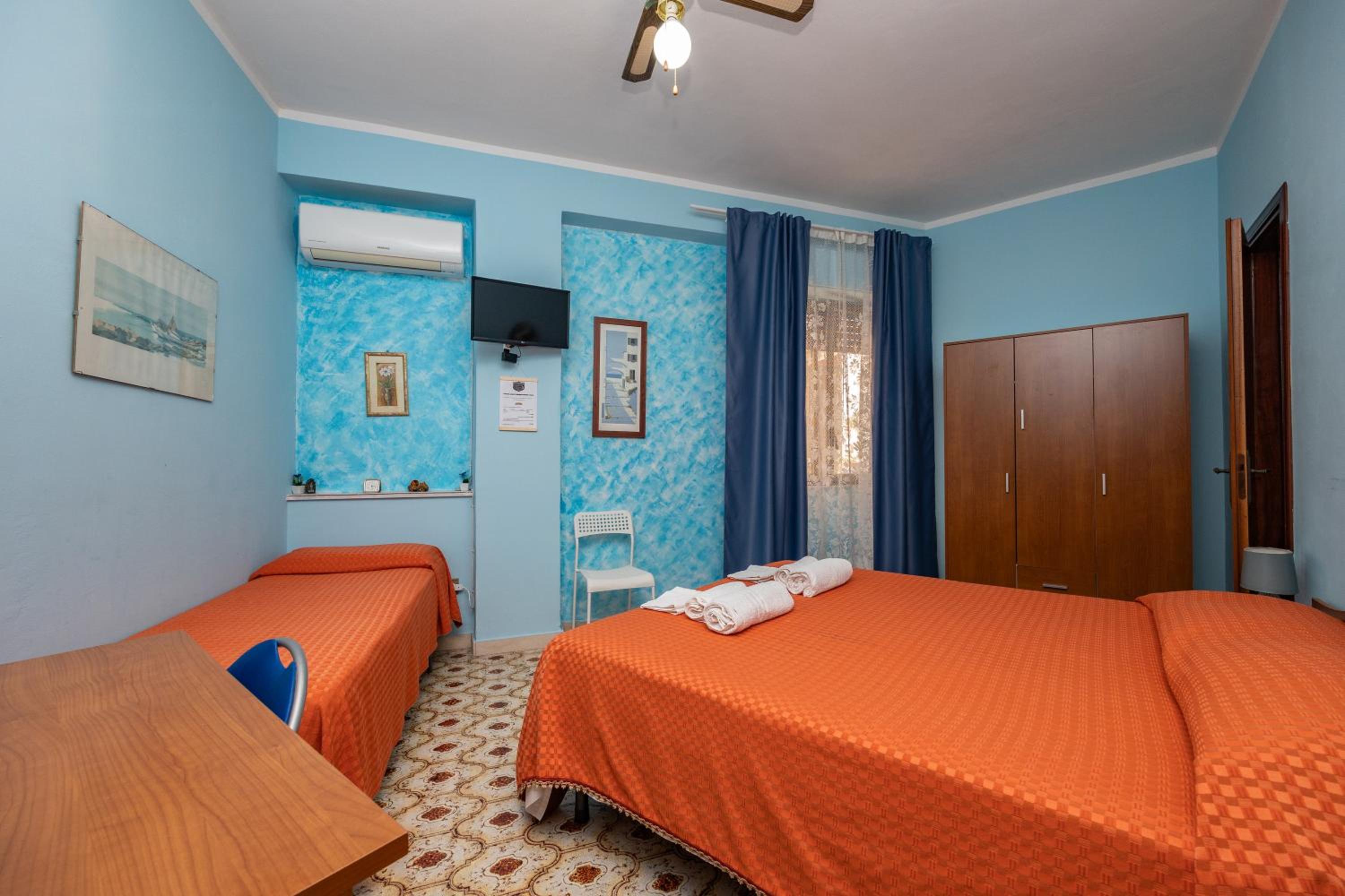 Triple Room with Shower