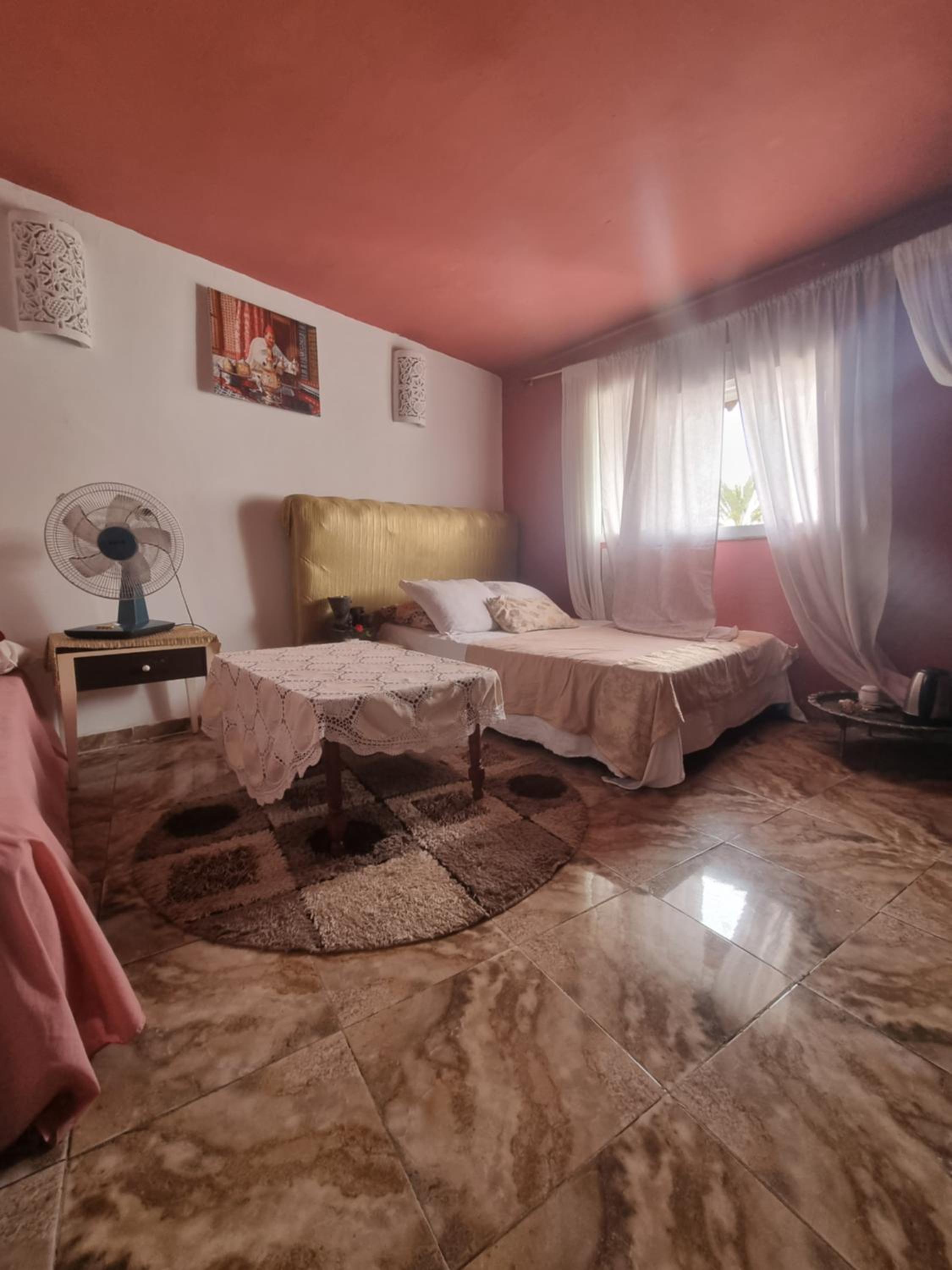 Double Room - Photo 2