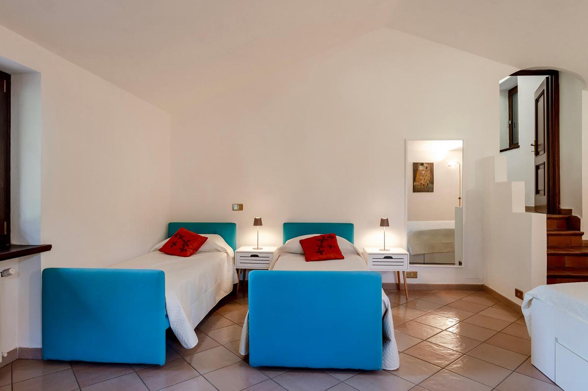 Villa photo 3
