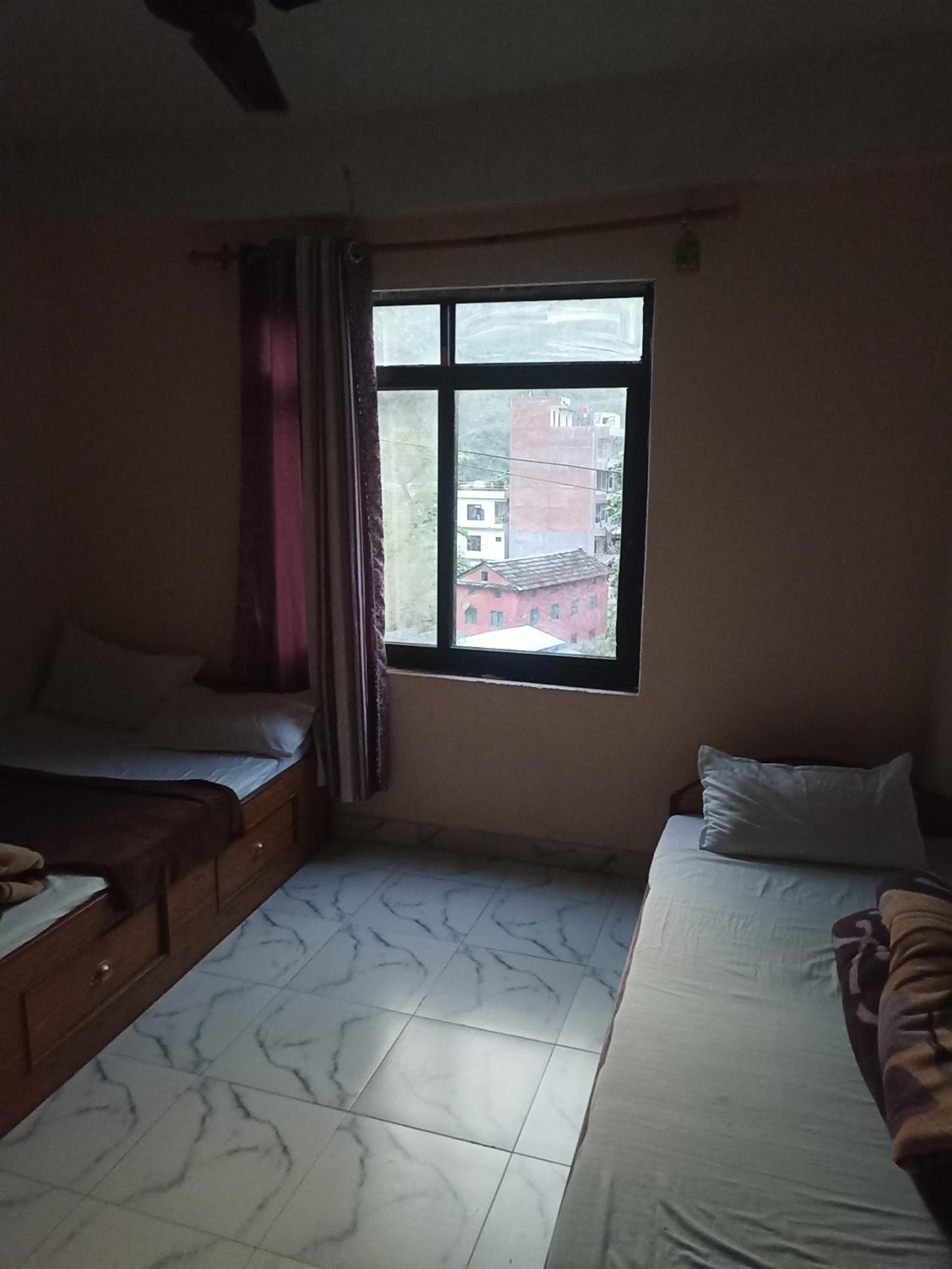 Double Room With Private Bathroom photo 3