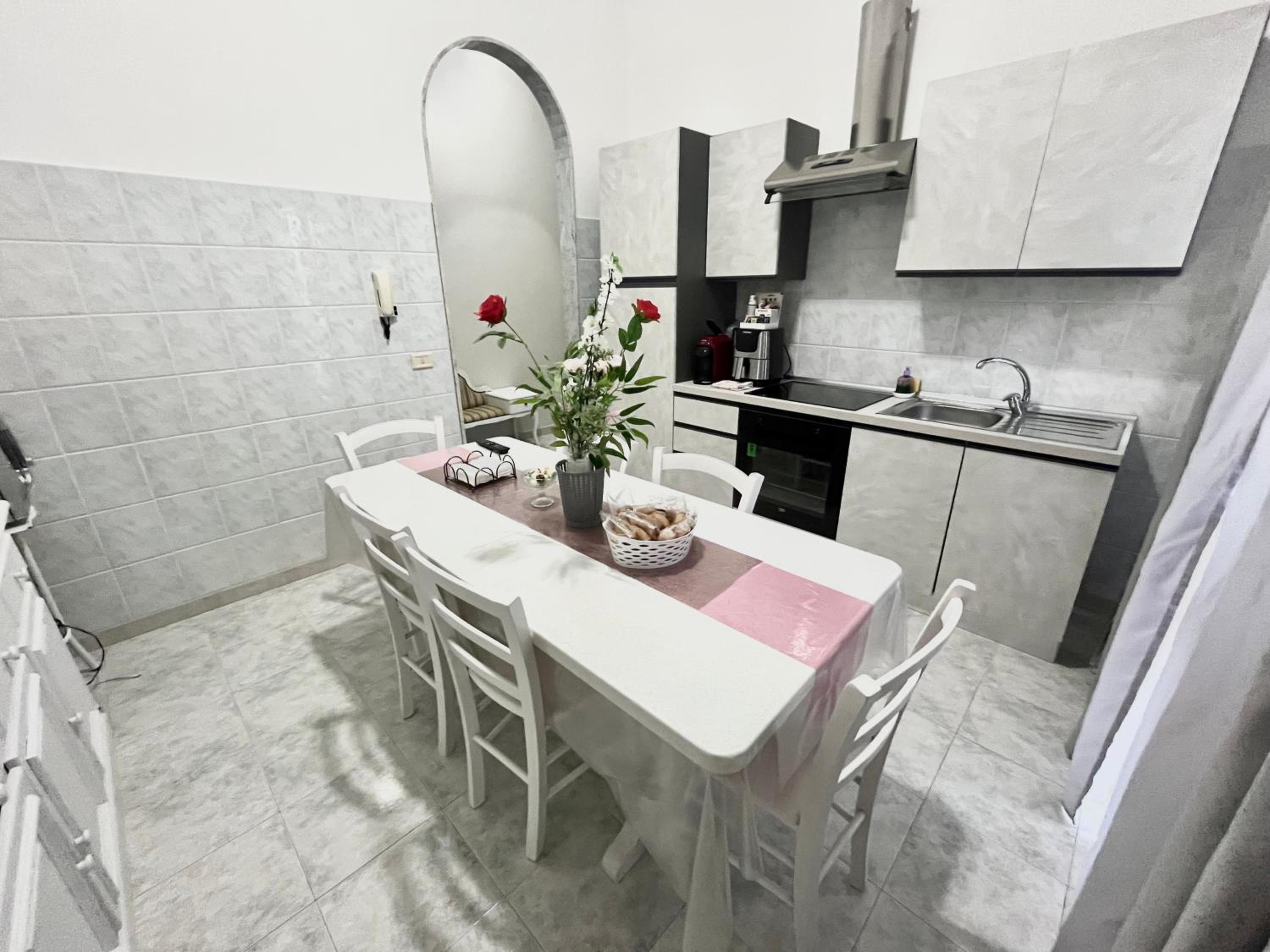 Three-Bedroom Apartment photo 2