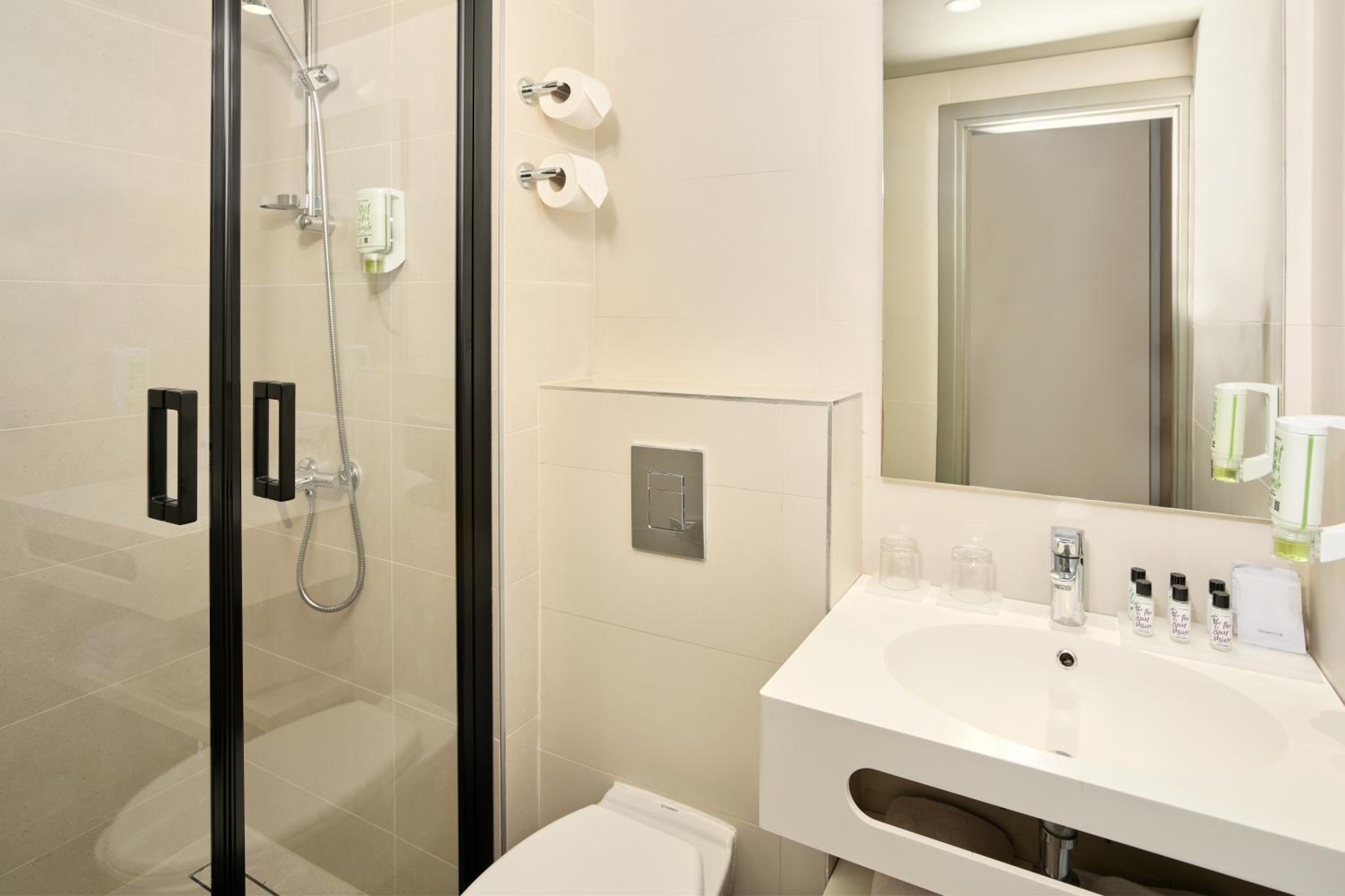 Superior Room Park  View - Photo 3