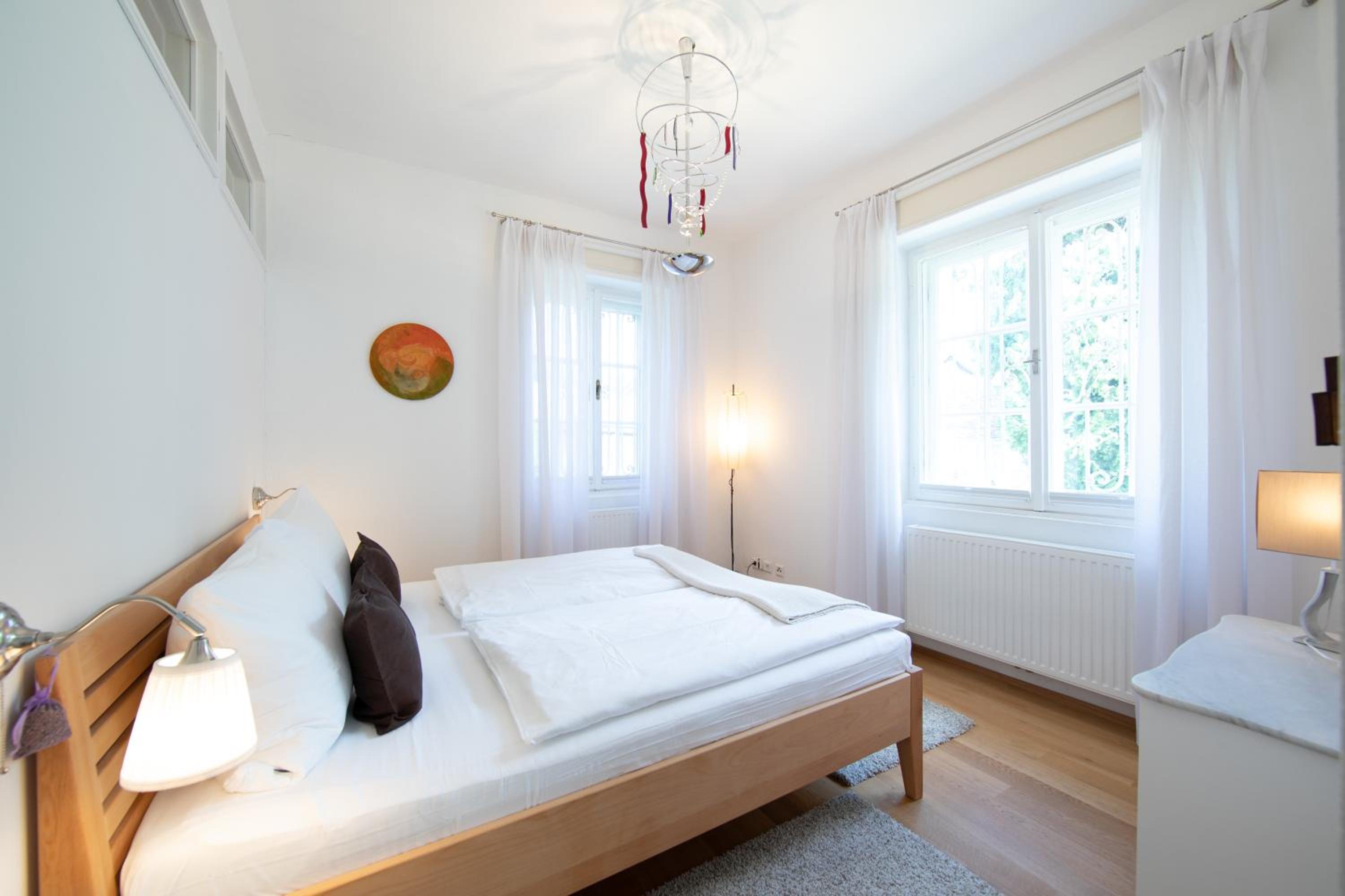 One-Bedroom Apartment with Terrace photo 3