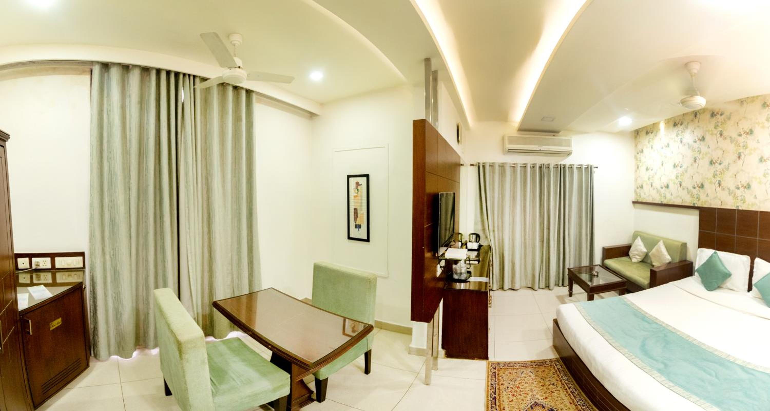 Premium Double or Twin Room - Photo 1