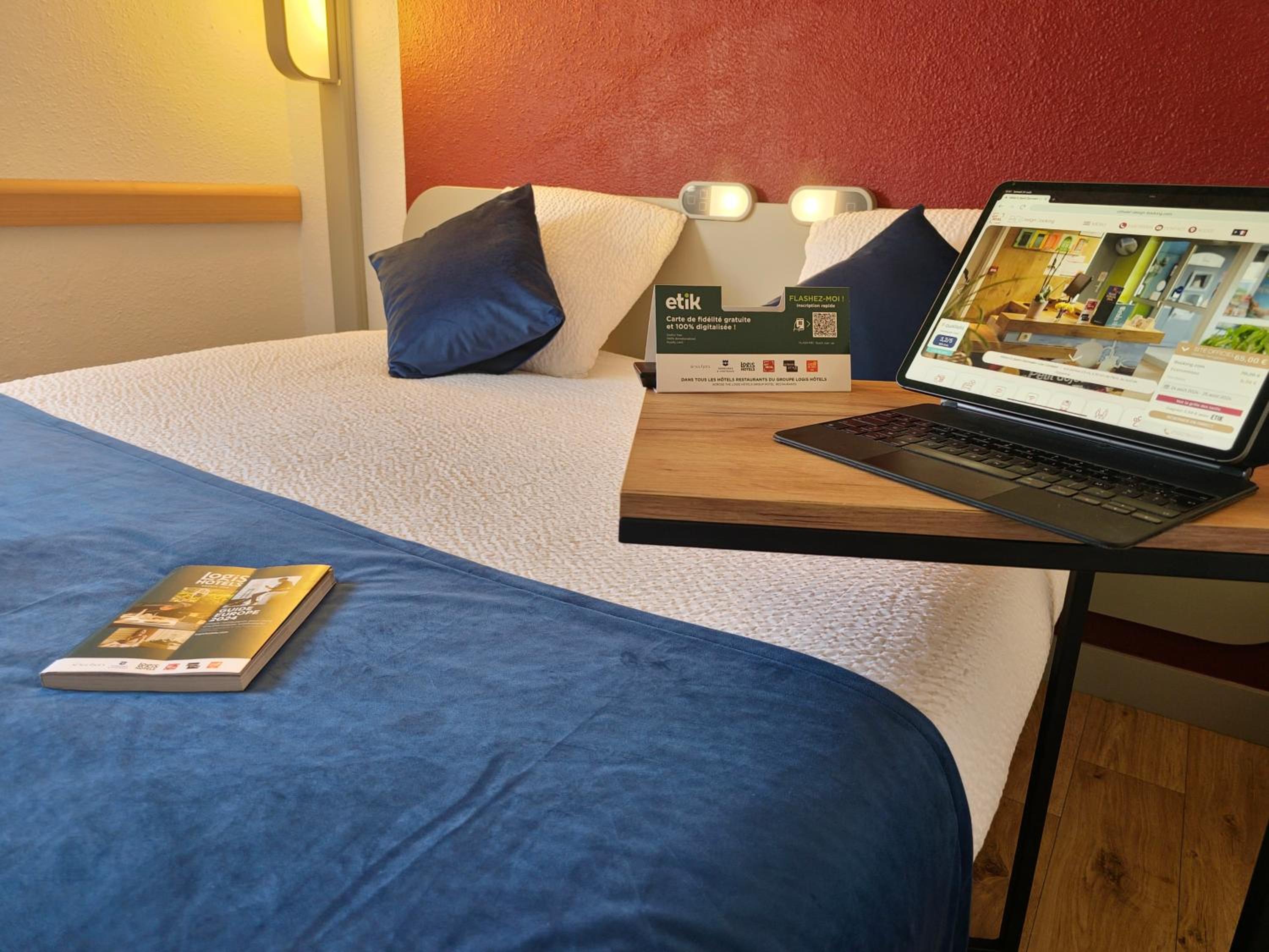 Double Room - Photo 15