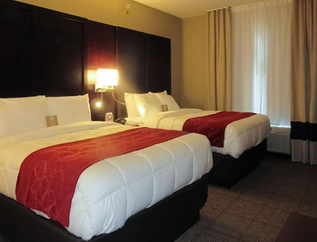 Suite with Two Queen Beds - Accessible/Non-Smoking photo 1