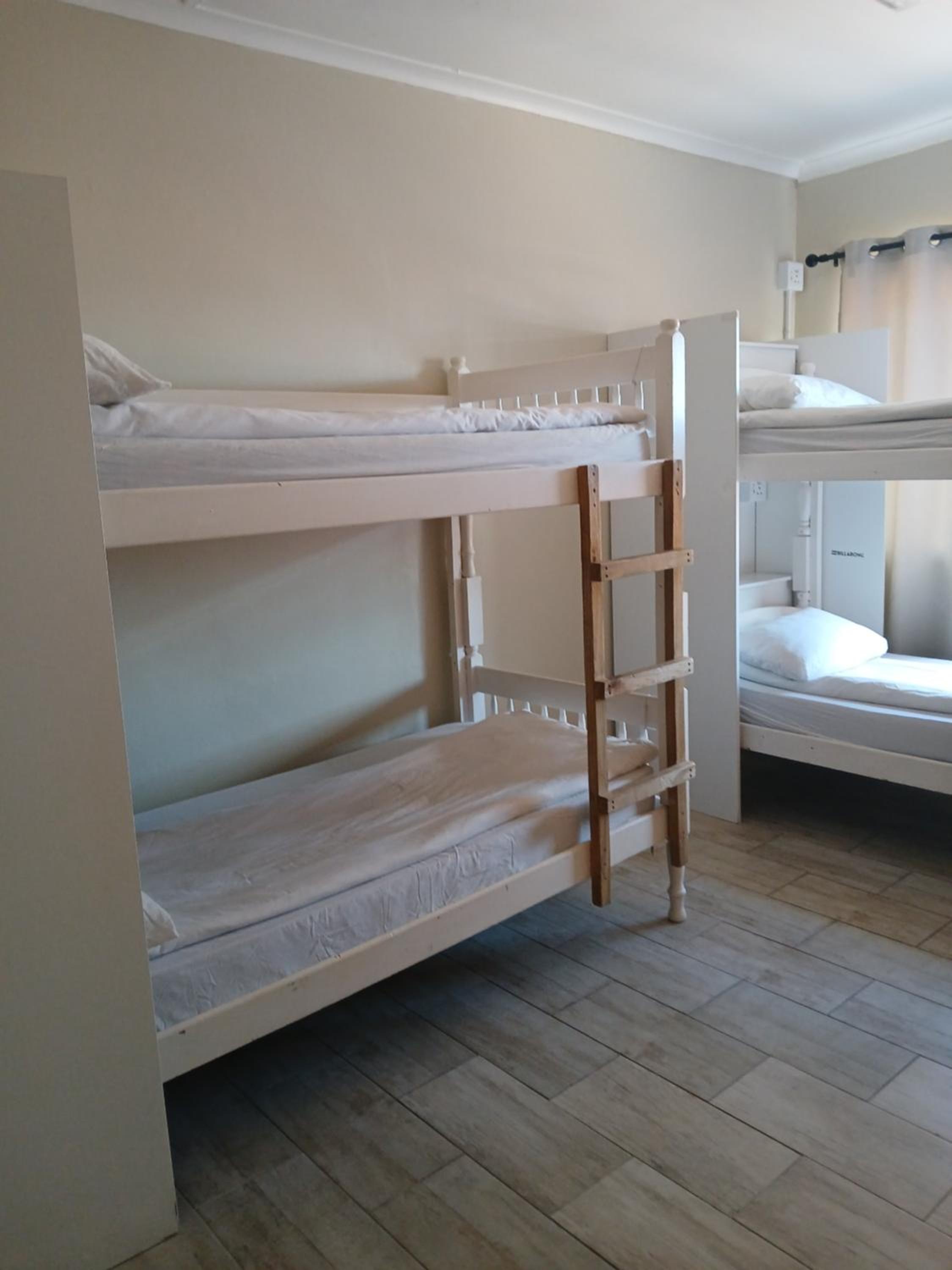 Bed in 4-Bed Dormitory Room photo 1