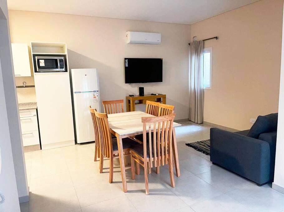 One-Bedroom Apartment photo 3