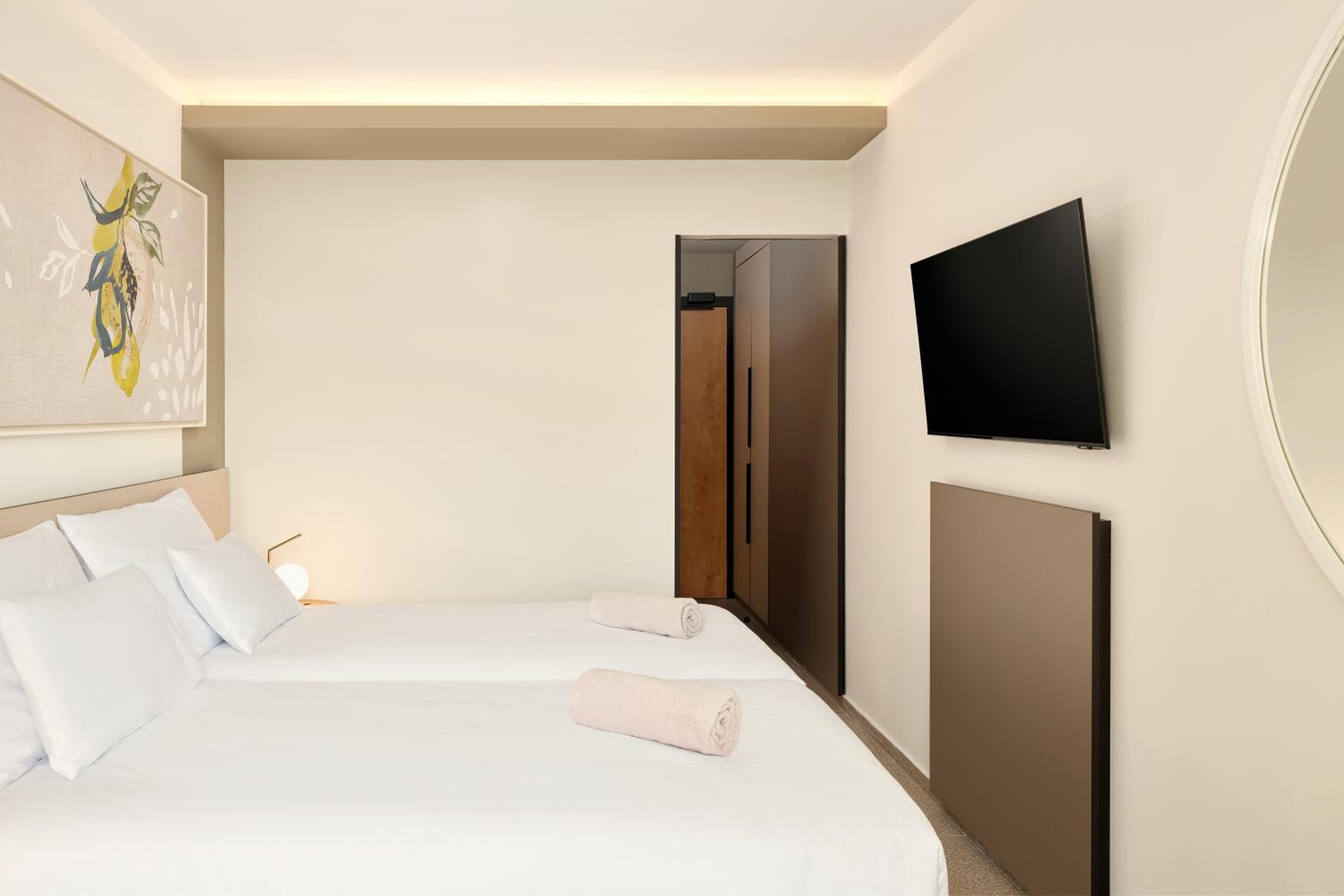 Superior Room Sea Side - Photo 7