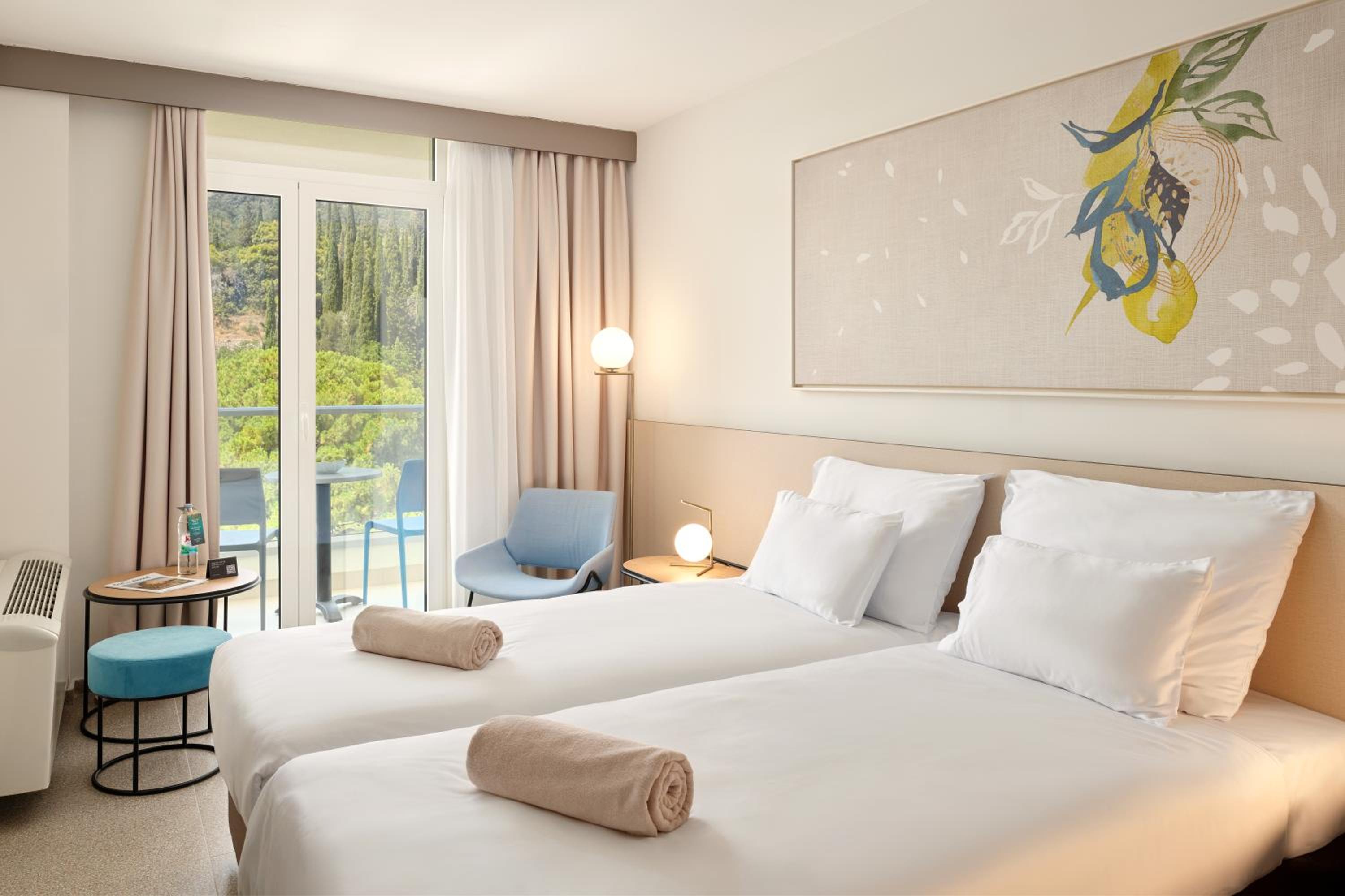Sea View Suite with Terrace - Photo 9