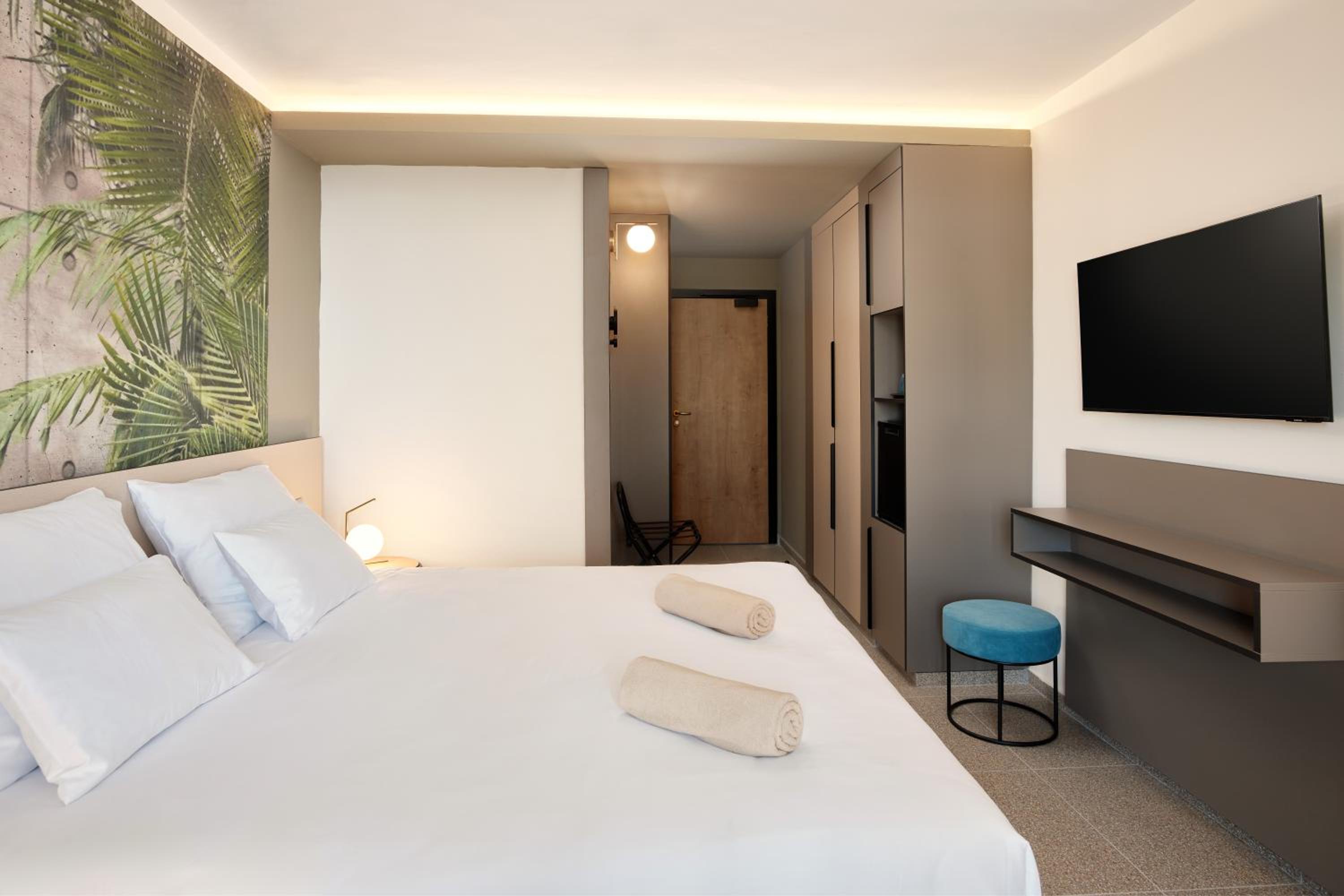 Superior Room Sea Side - Photo 3