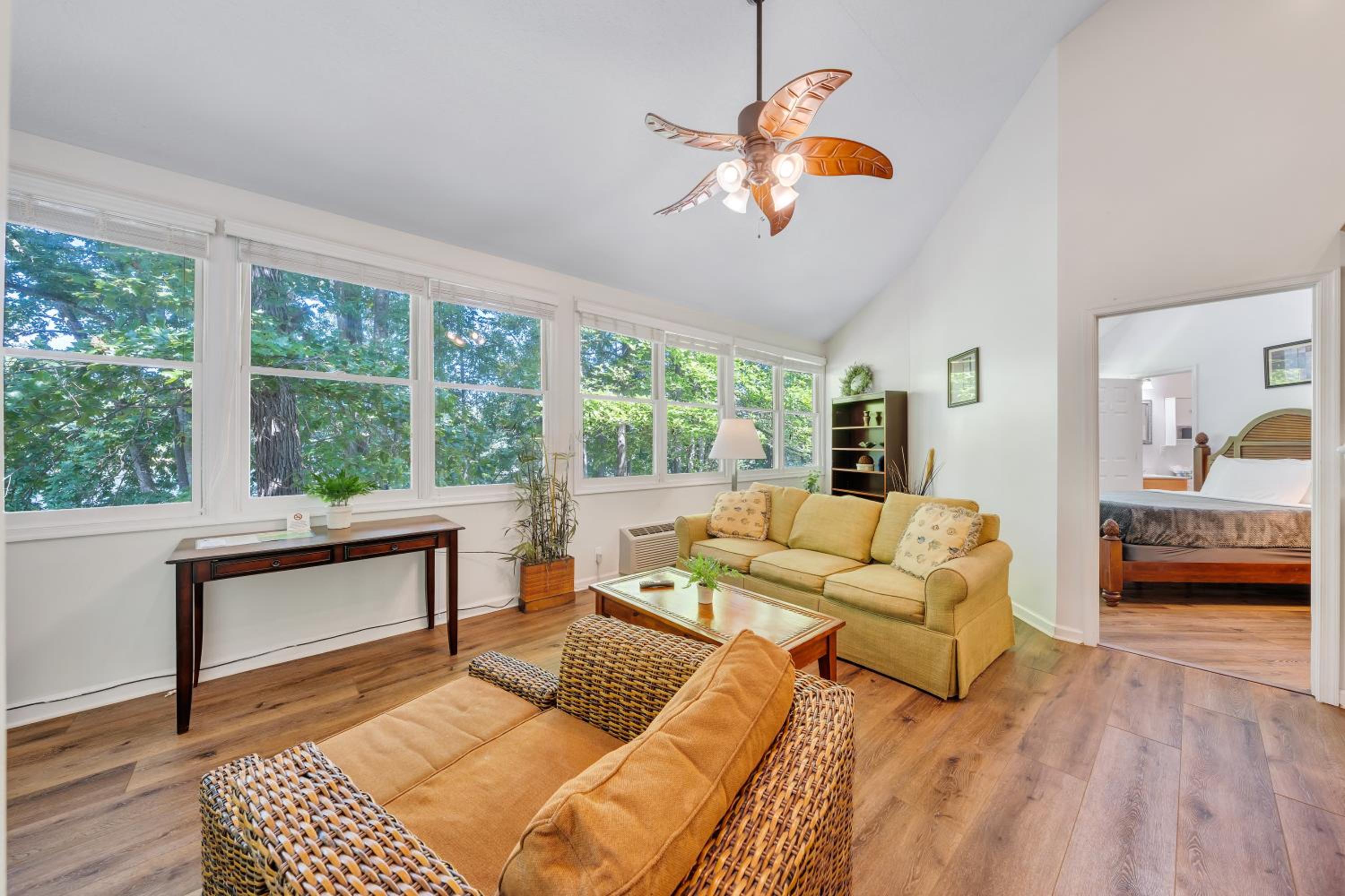 Two-Bedroom Suite photo 3