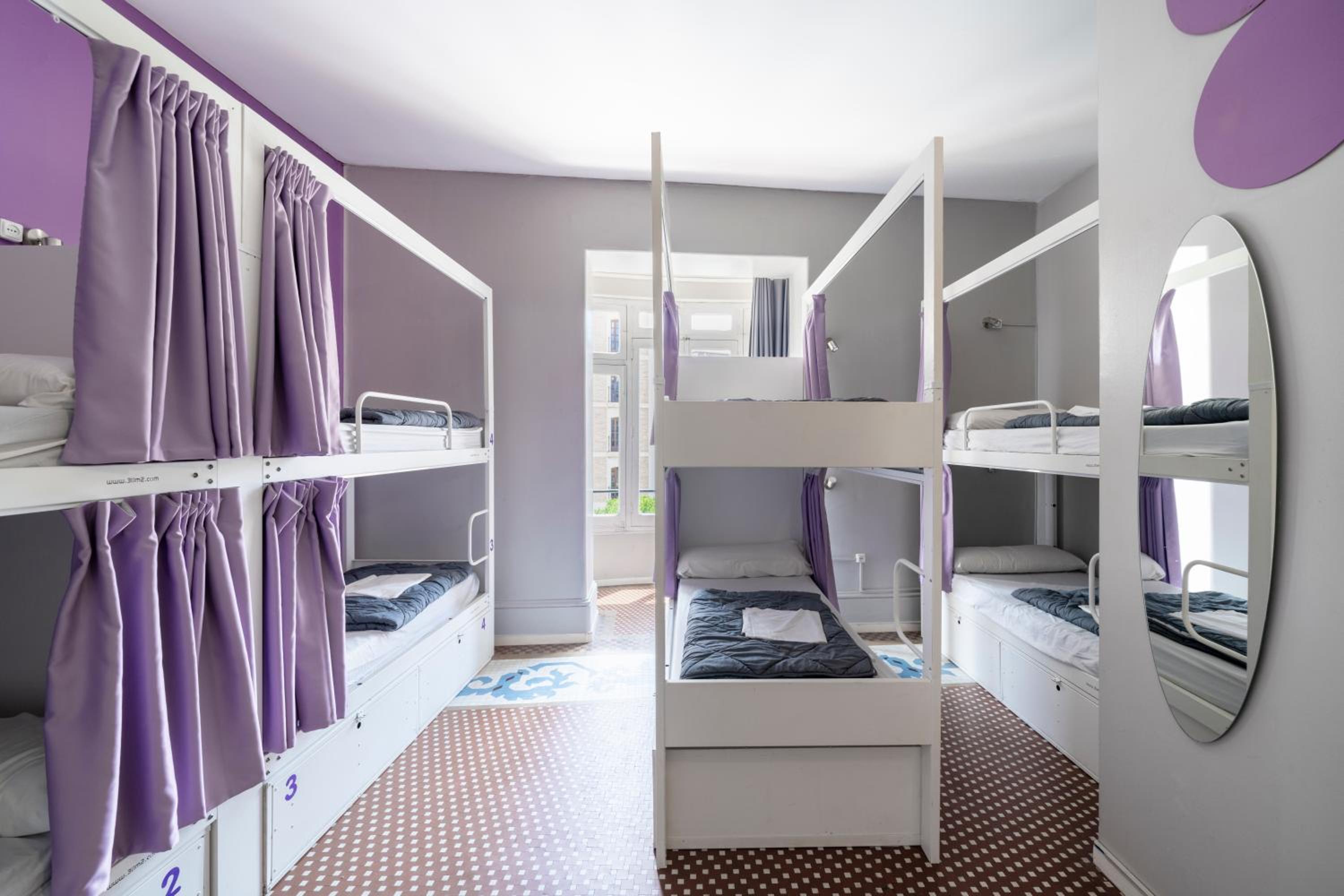 1 Cama en una Habitación Compartida Mixta de 8 Camas