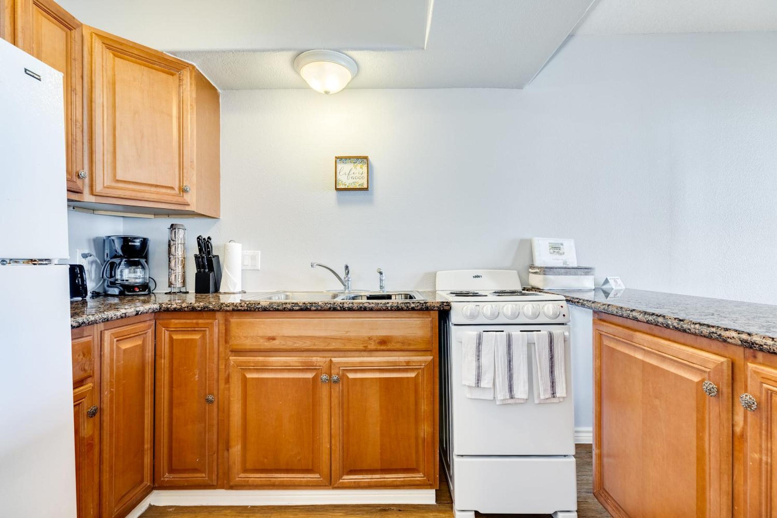 Apartment photo 3