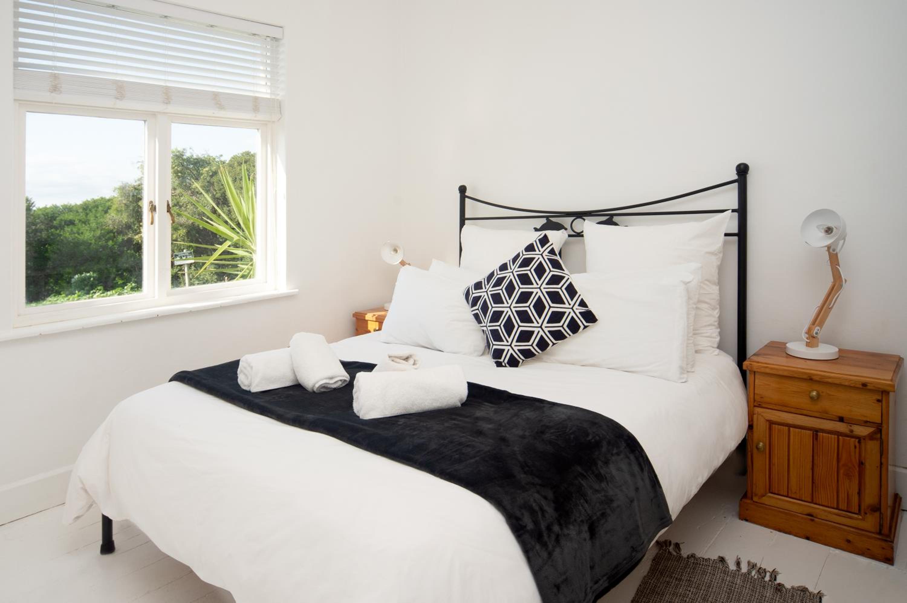 Apartment with Sea View - Photo 1