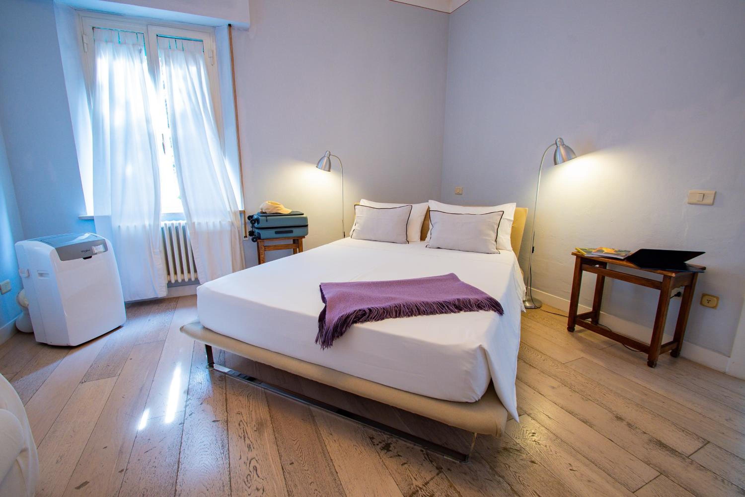 Apartment with Terrace photo 2