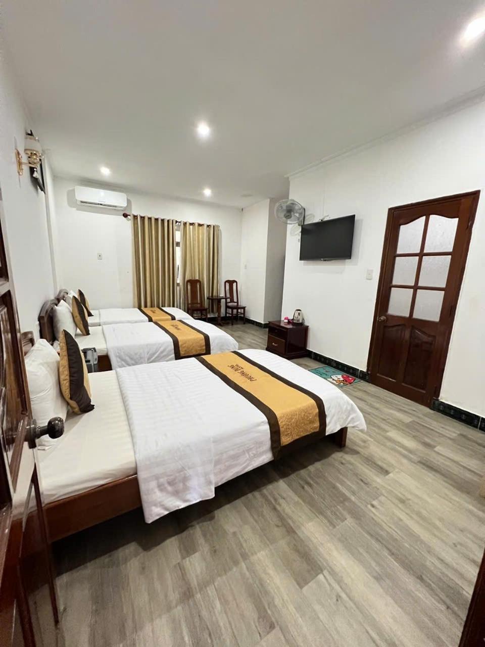Deluxe Triple Room photo 2