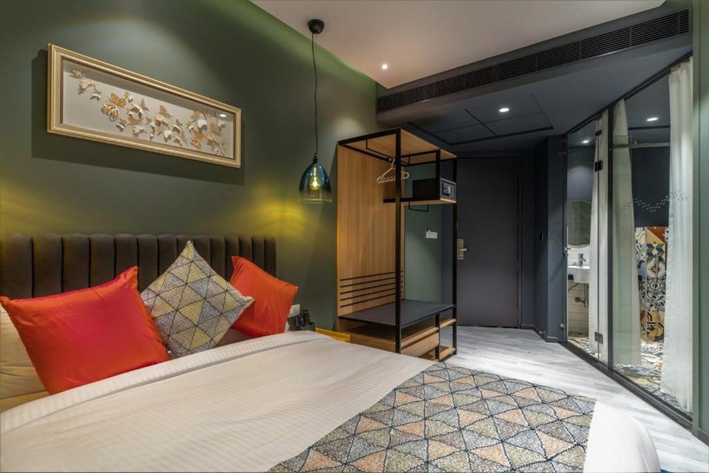 Premium Room - Photo 4