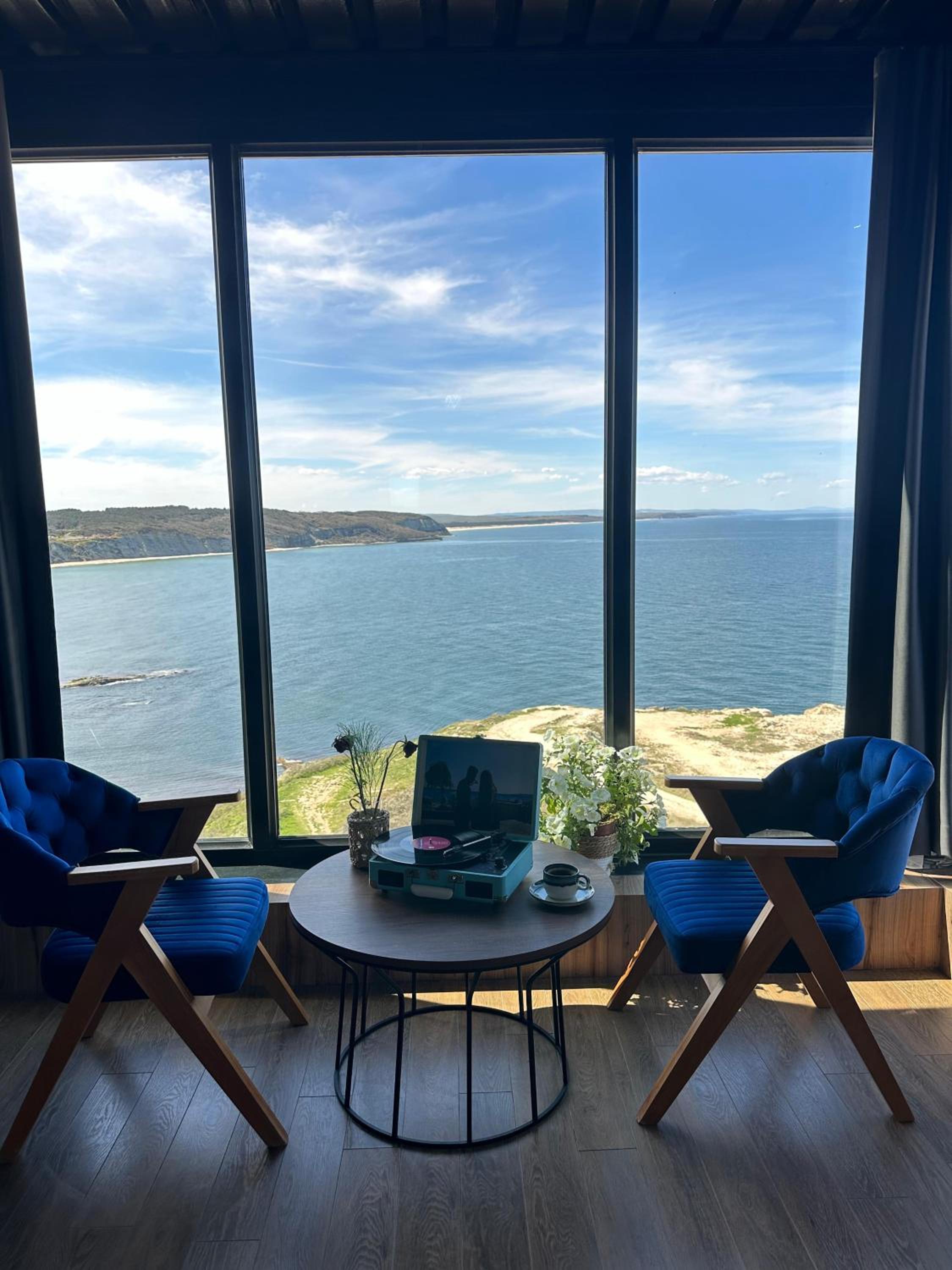 Deluxe Double Room With Sea View photo 2