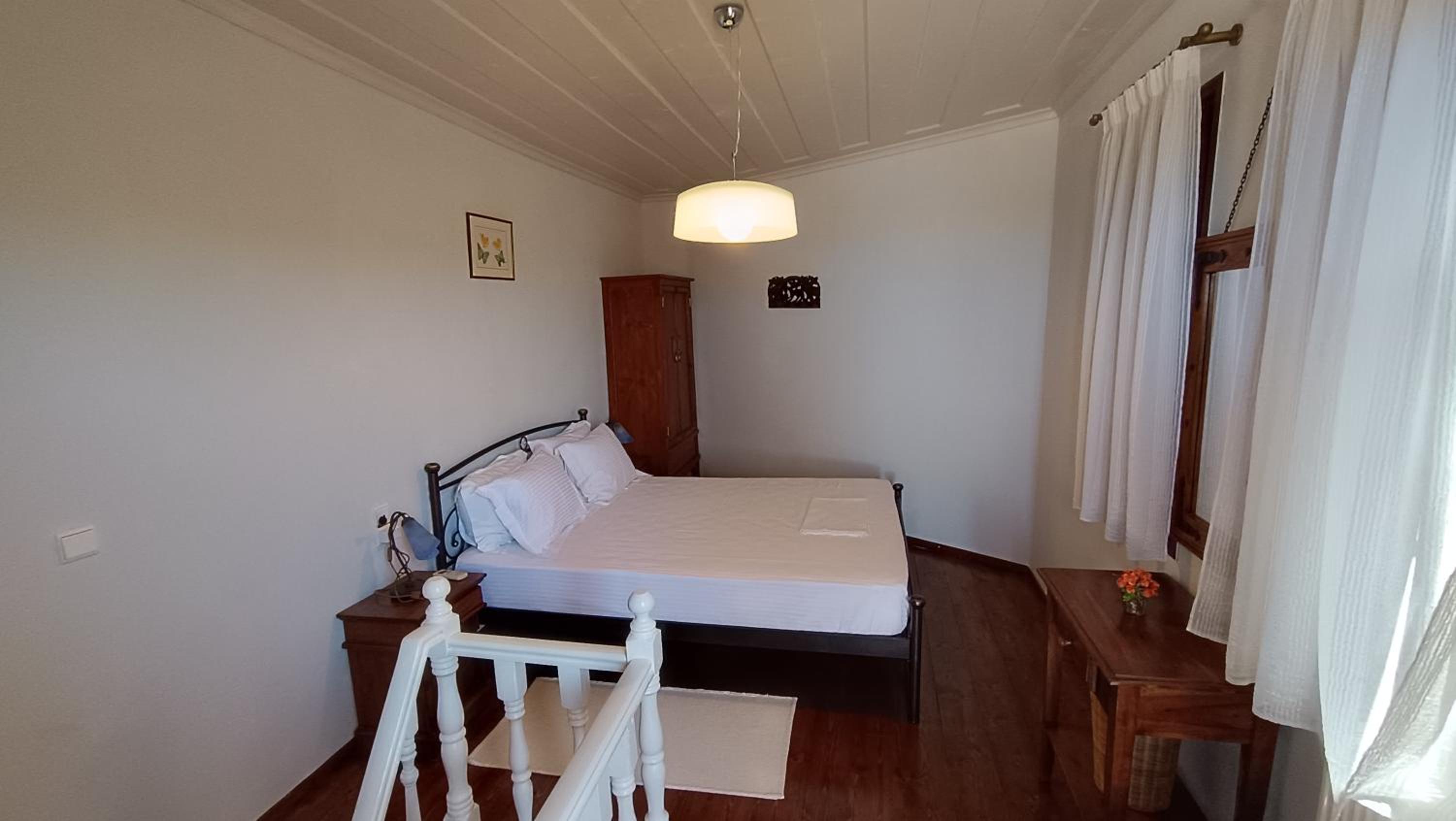Deluxe Double Room with Balcony and Sea View photo 3