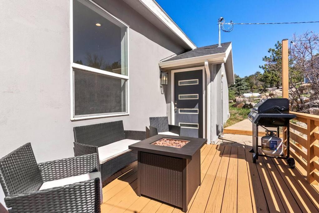 Three-Bedroom House photo 2