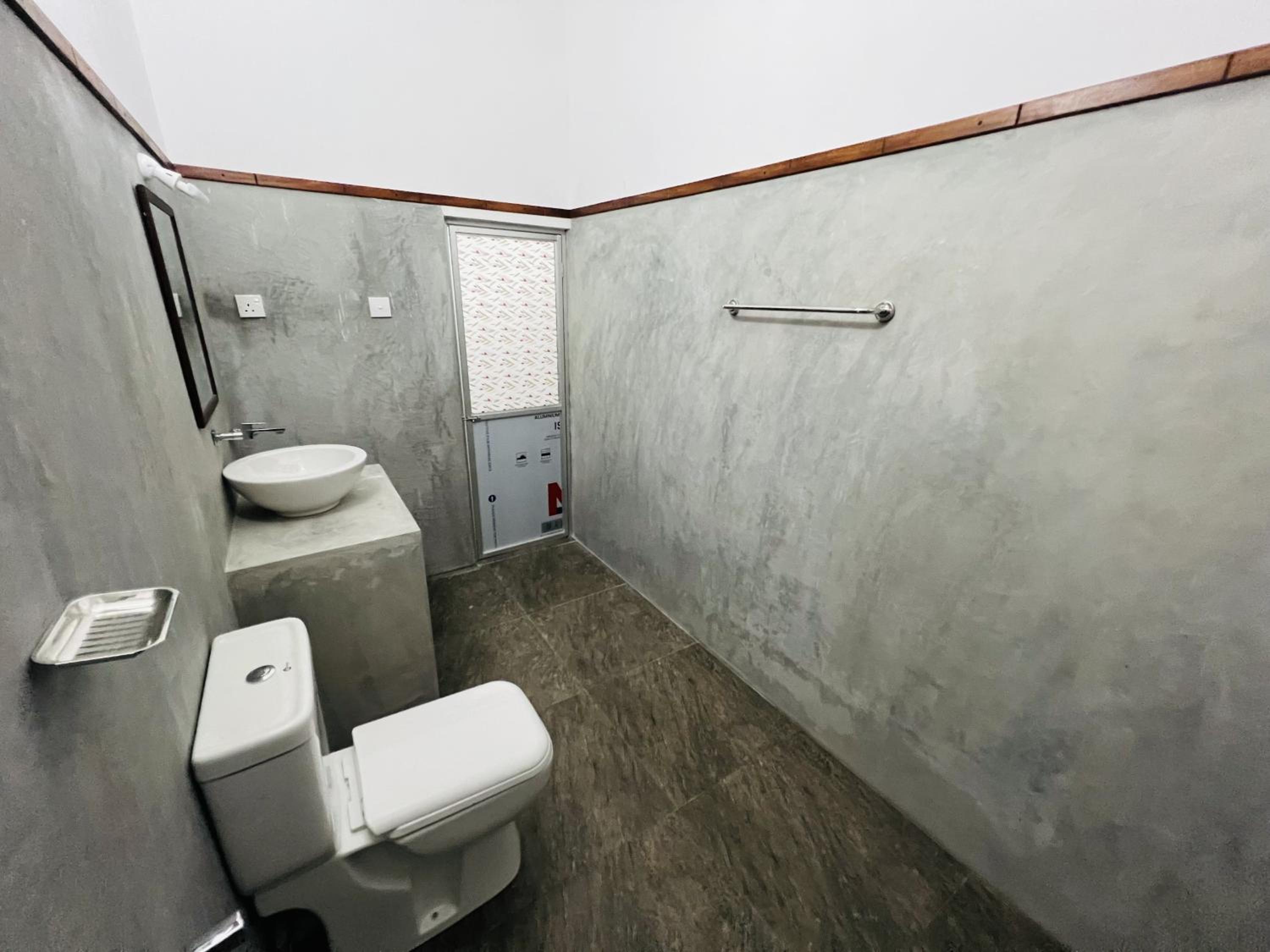 Deluxe Room (2 Adults + 1 Child) photo 2